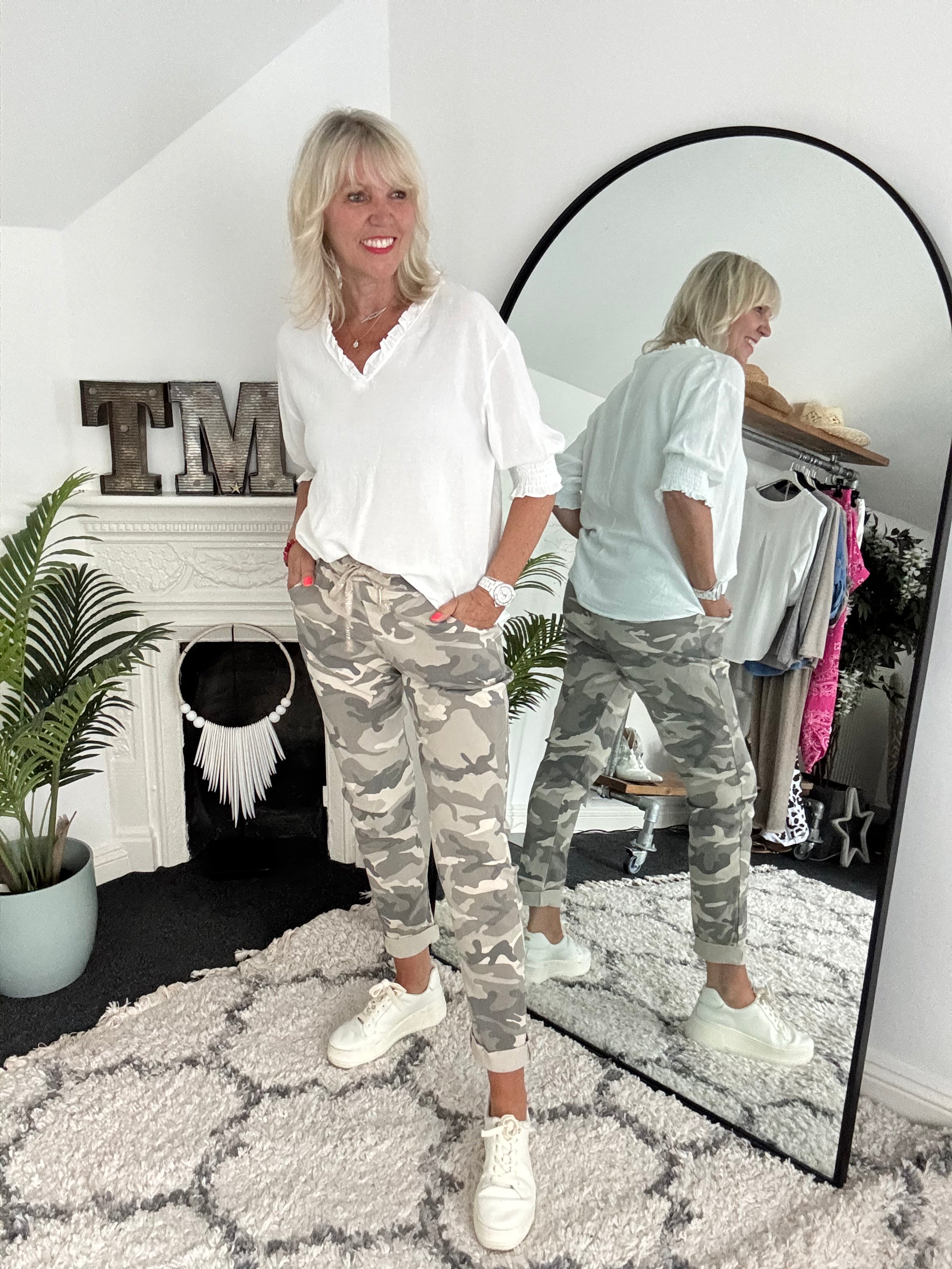 Super Stretch Joggers in Stone Camo