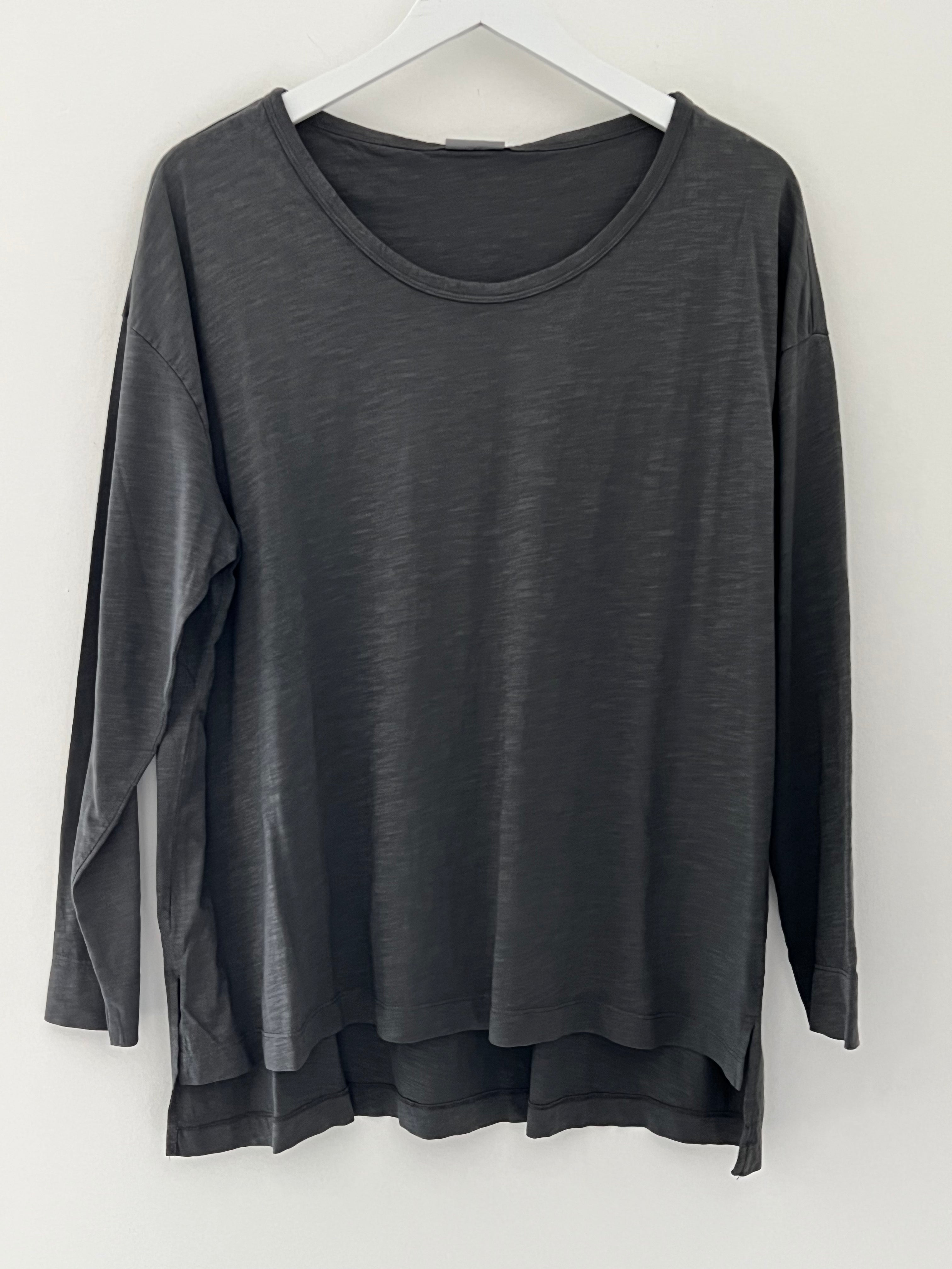Long Sleeve Cotton Top in Charcoal