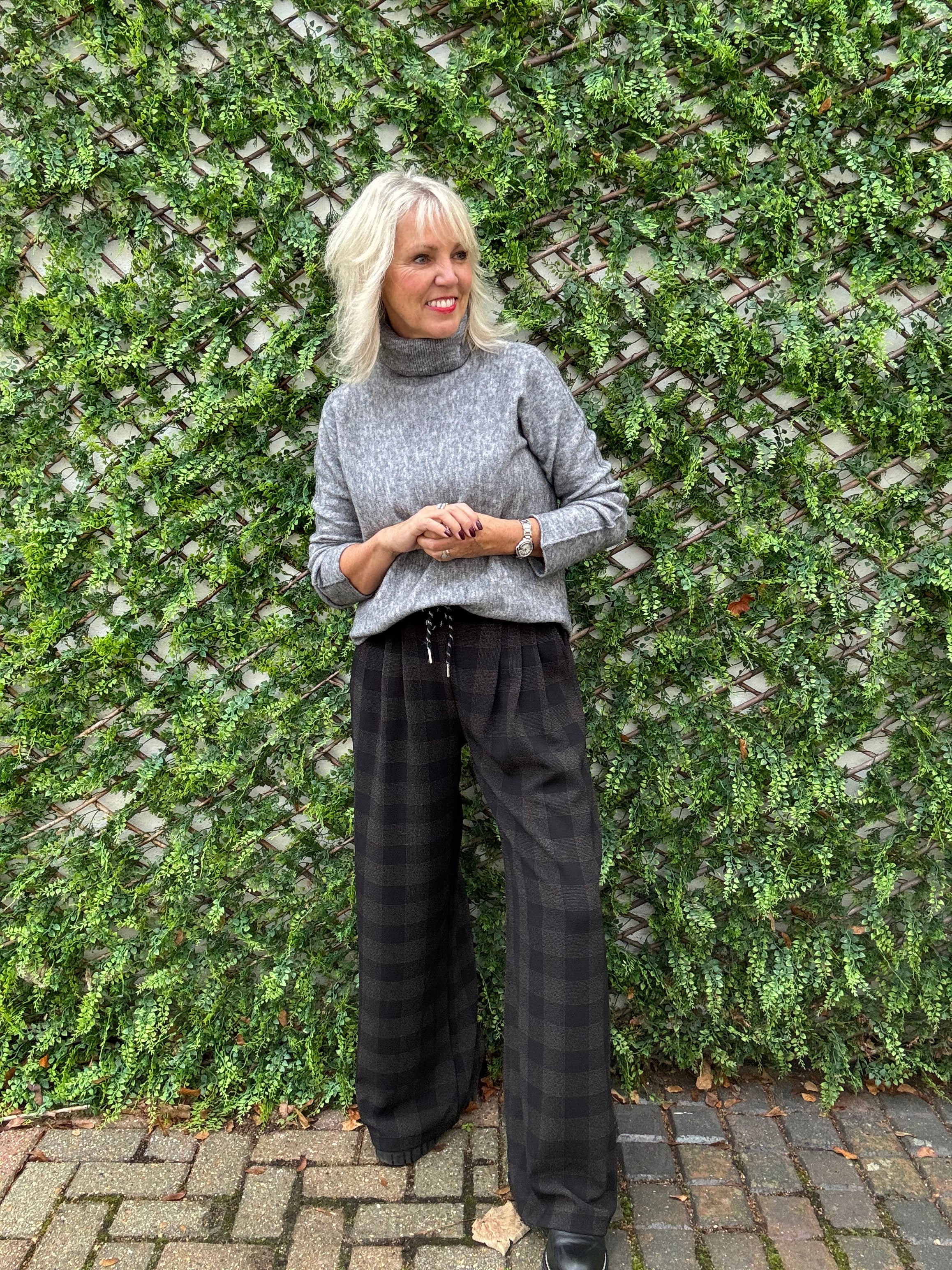 Designer Check Trousers in Black & Tan