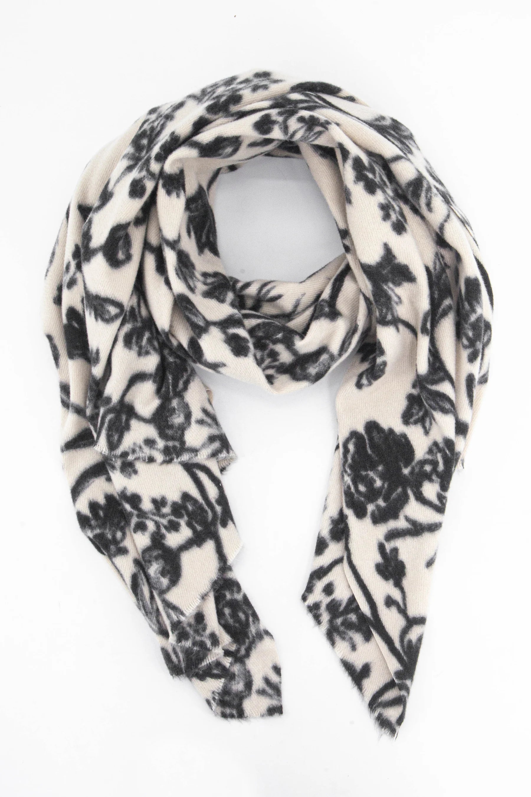 Softy Scarf in Black & Ecru