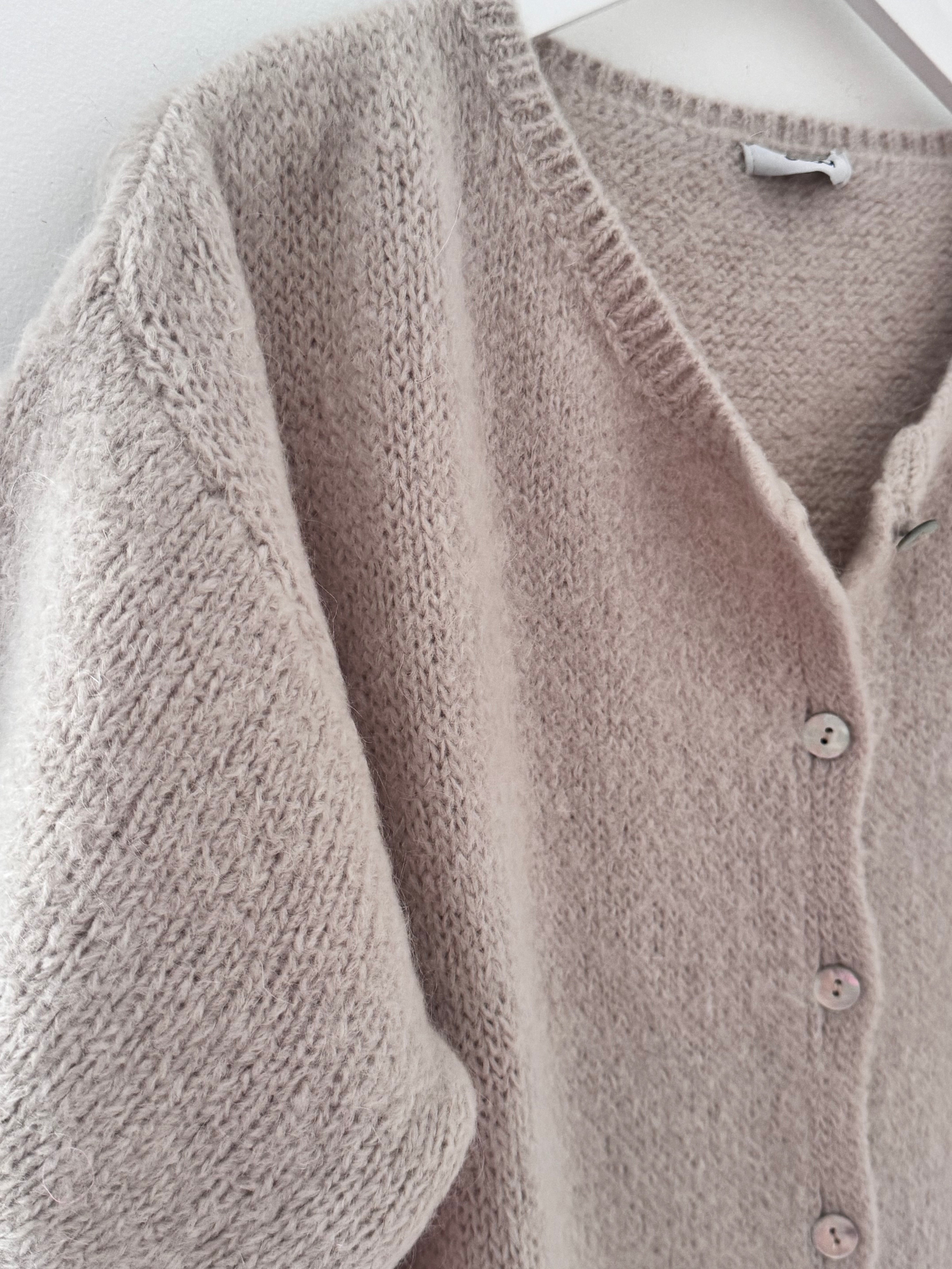 Super Soft Short Sleeve Cardi in Stone