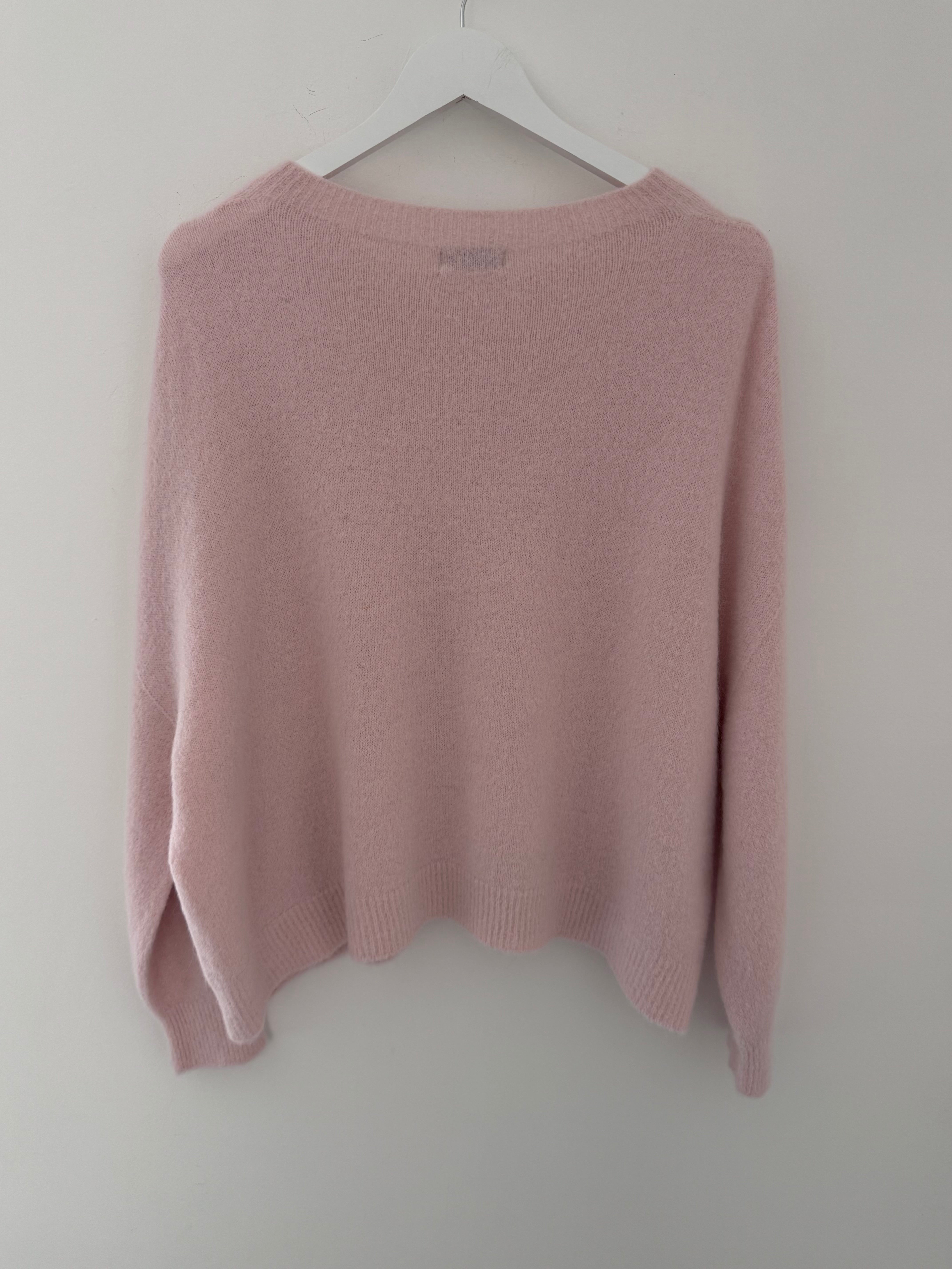 Luxe Slouchy Alpaca Jumper in Soft Pink