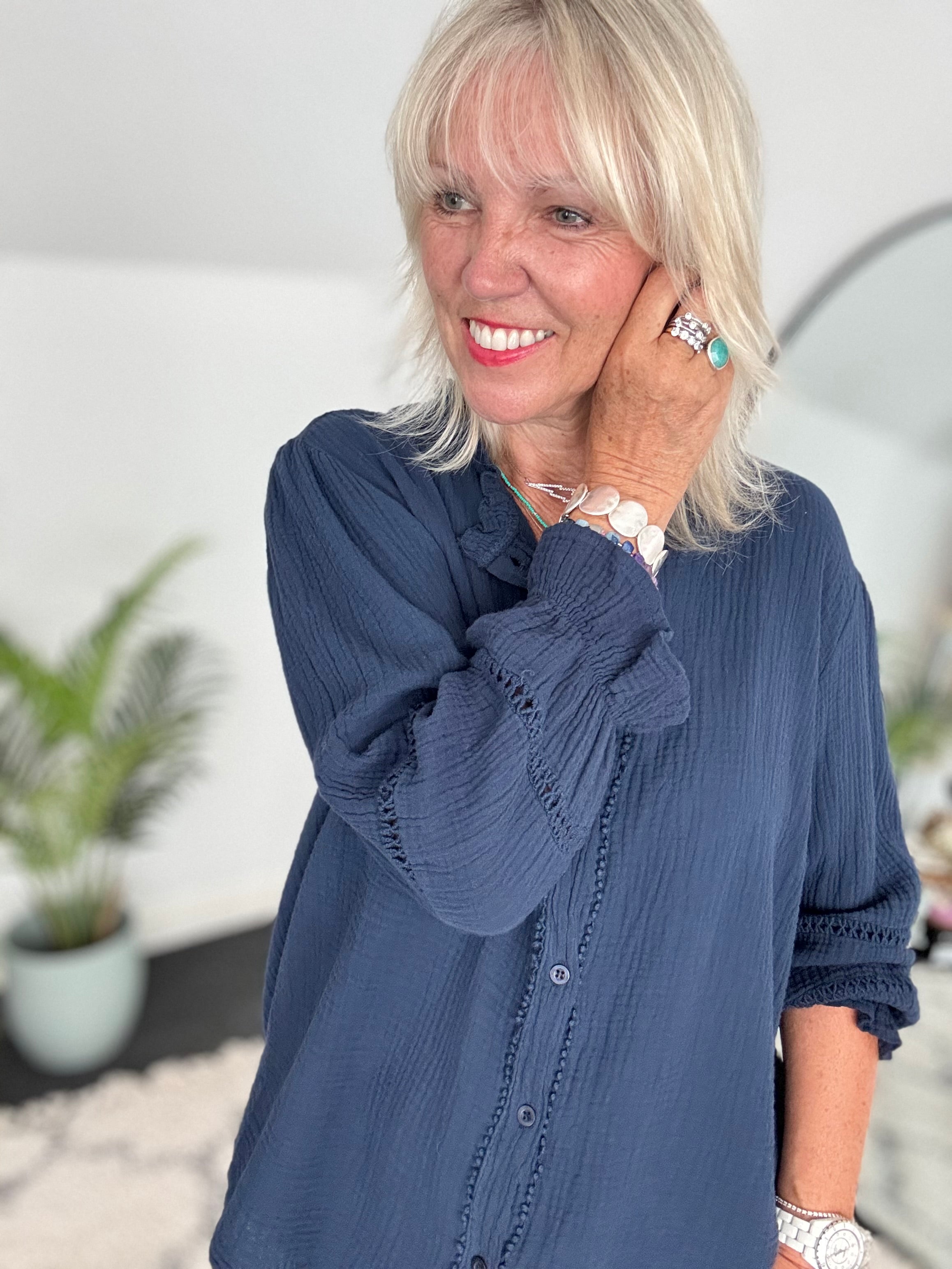 Detailed Cheesecloth Shirt in Navy