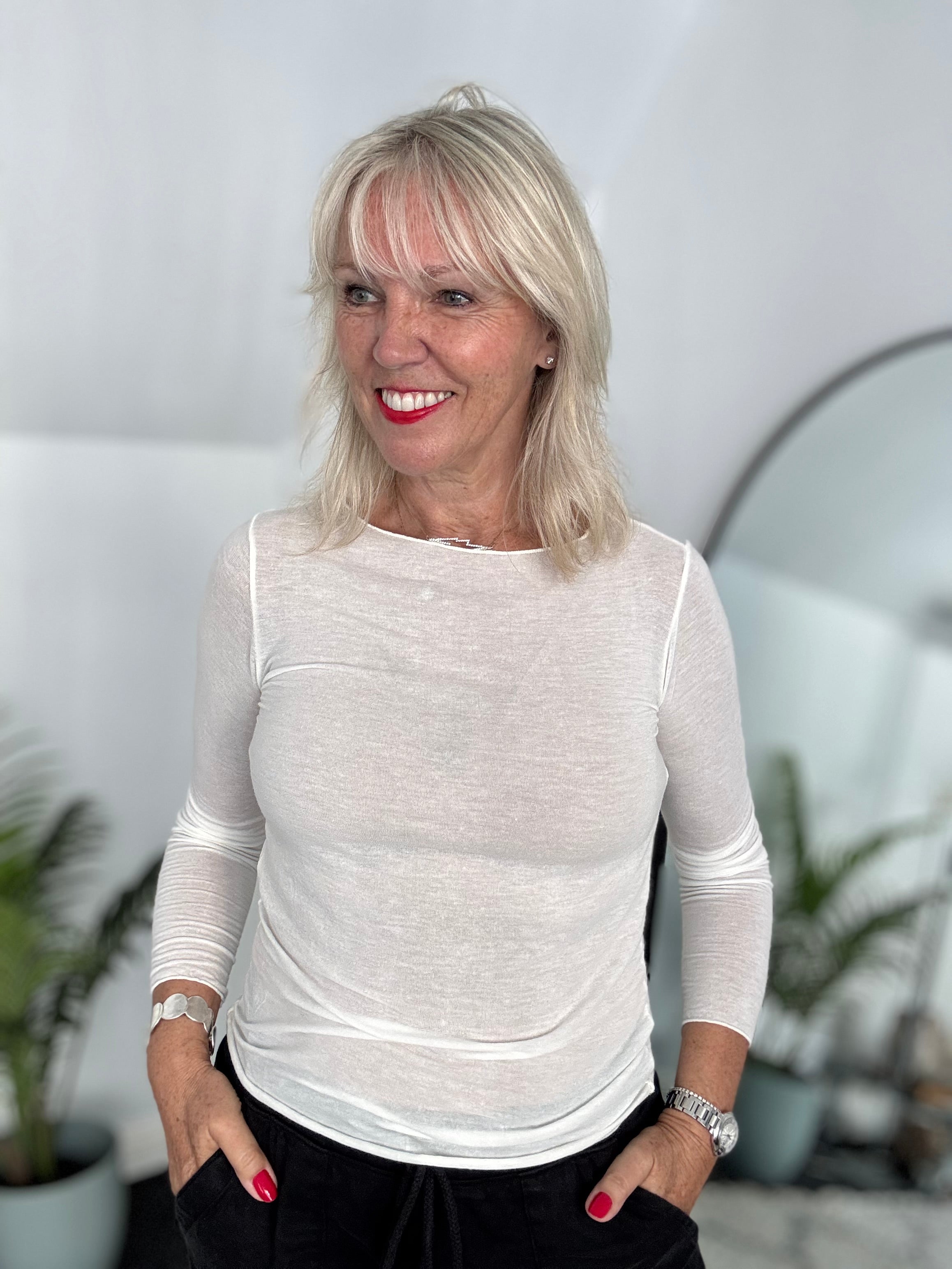 Ultrasoft Cashmere Blend Base Layer in White