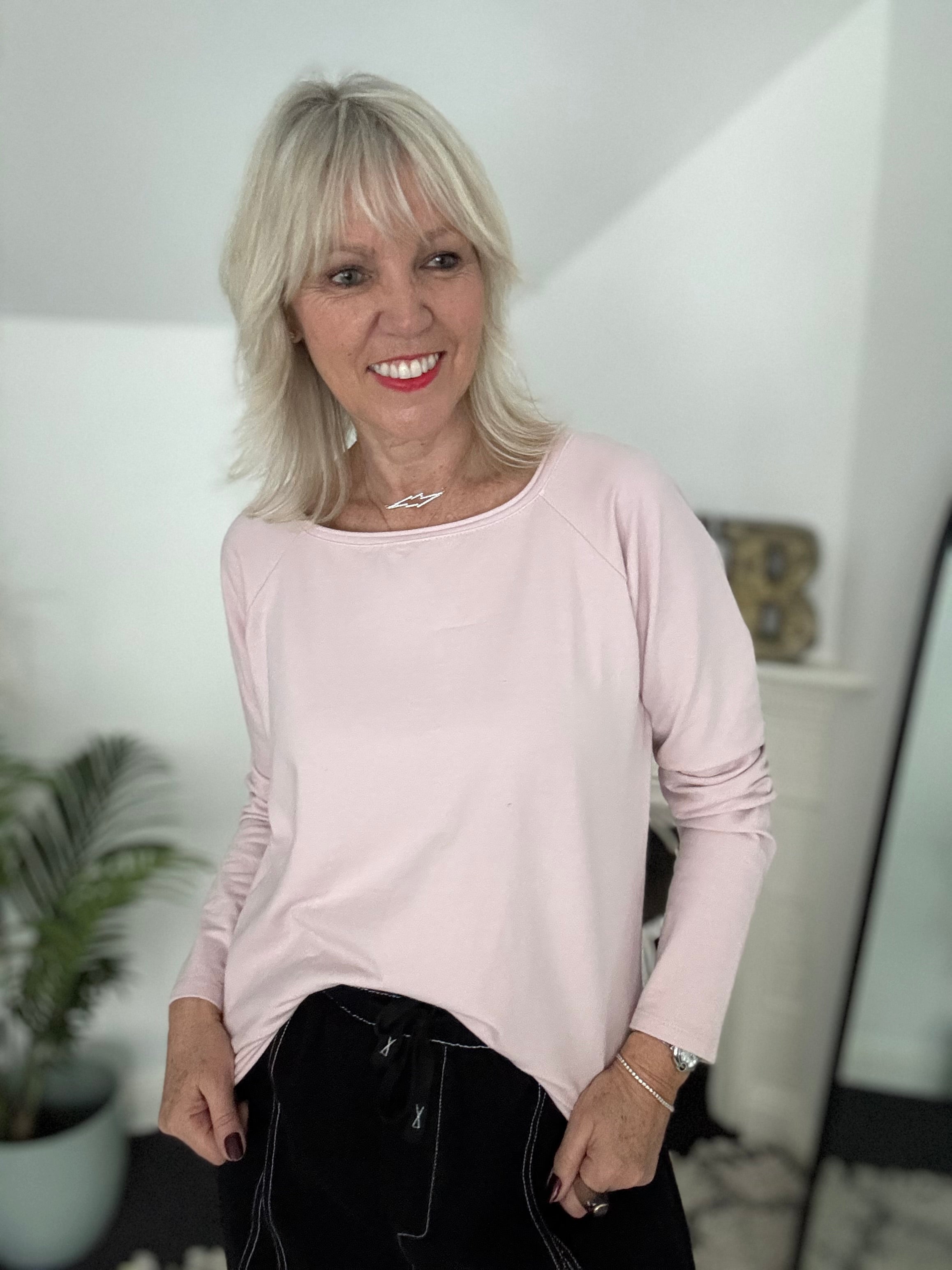 Raglan Roll Edge Sweatshirt in Baby Pink