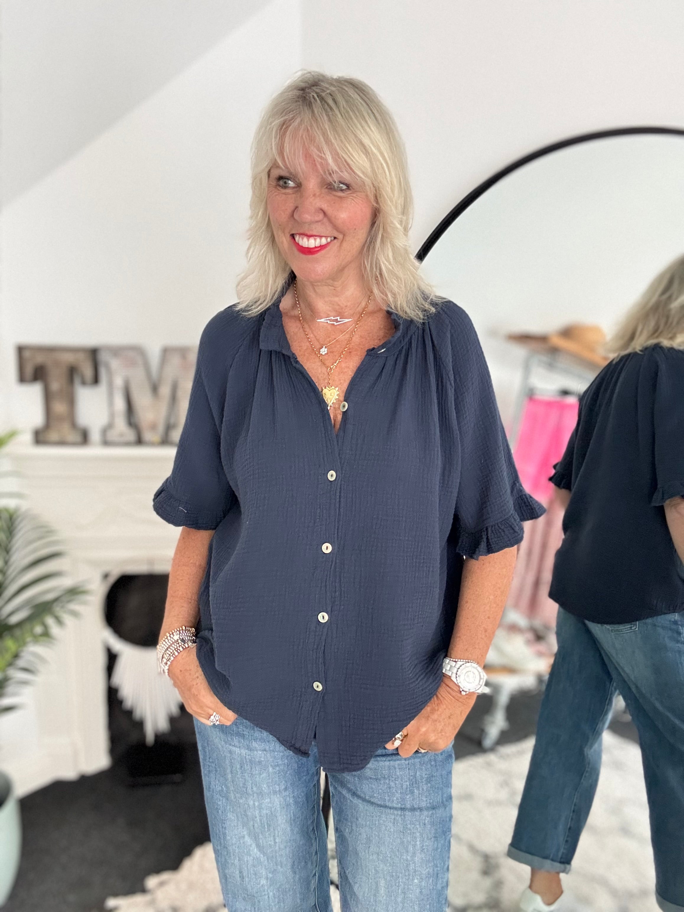Short Sleeve Cheesecloth Shirt in Navy