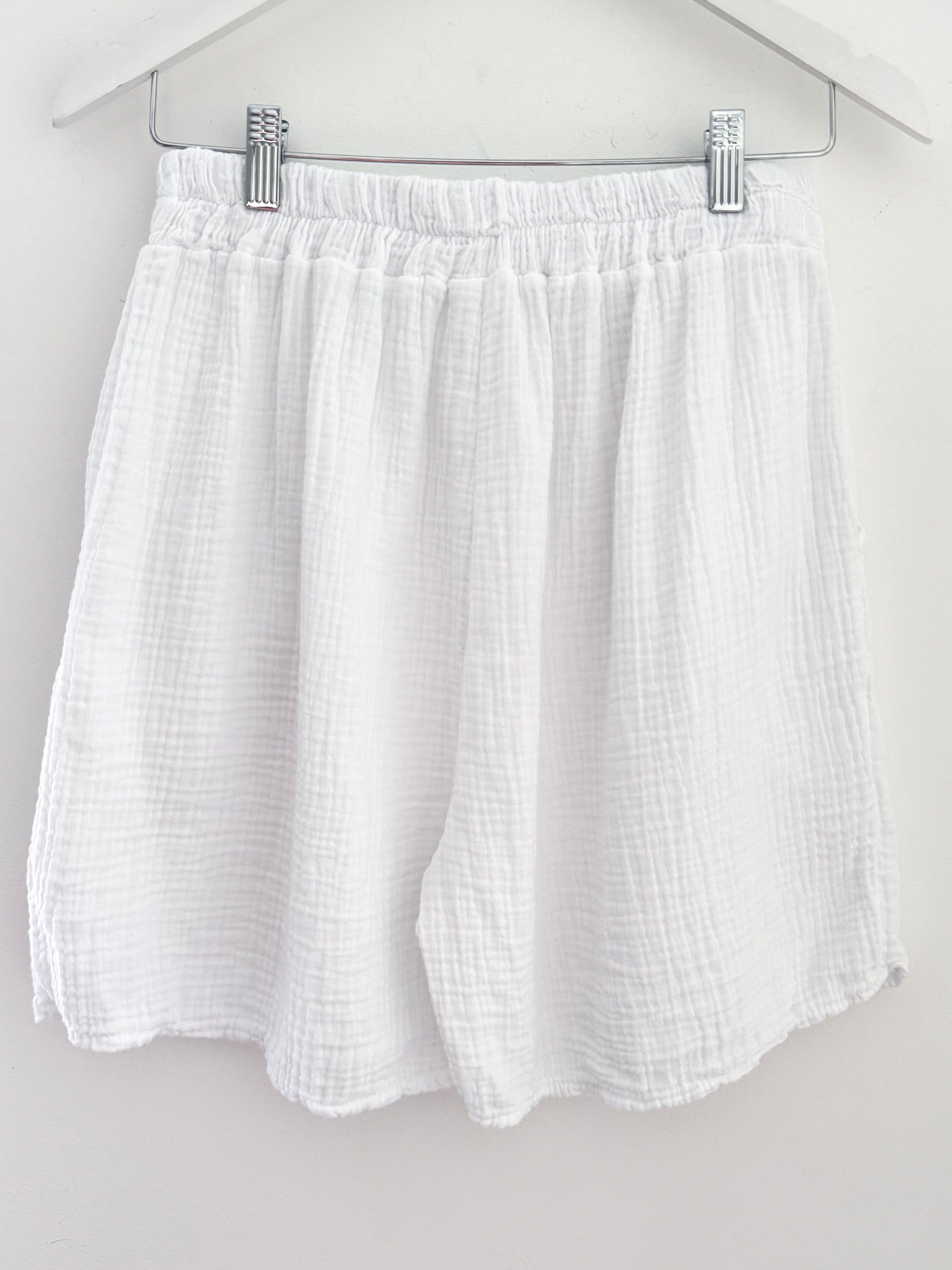 Cheesecloth Shorts in White
