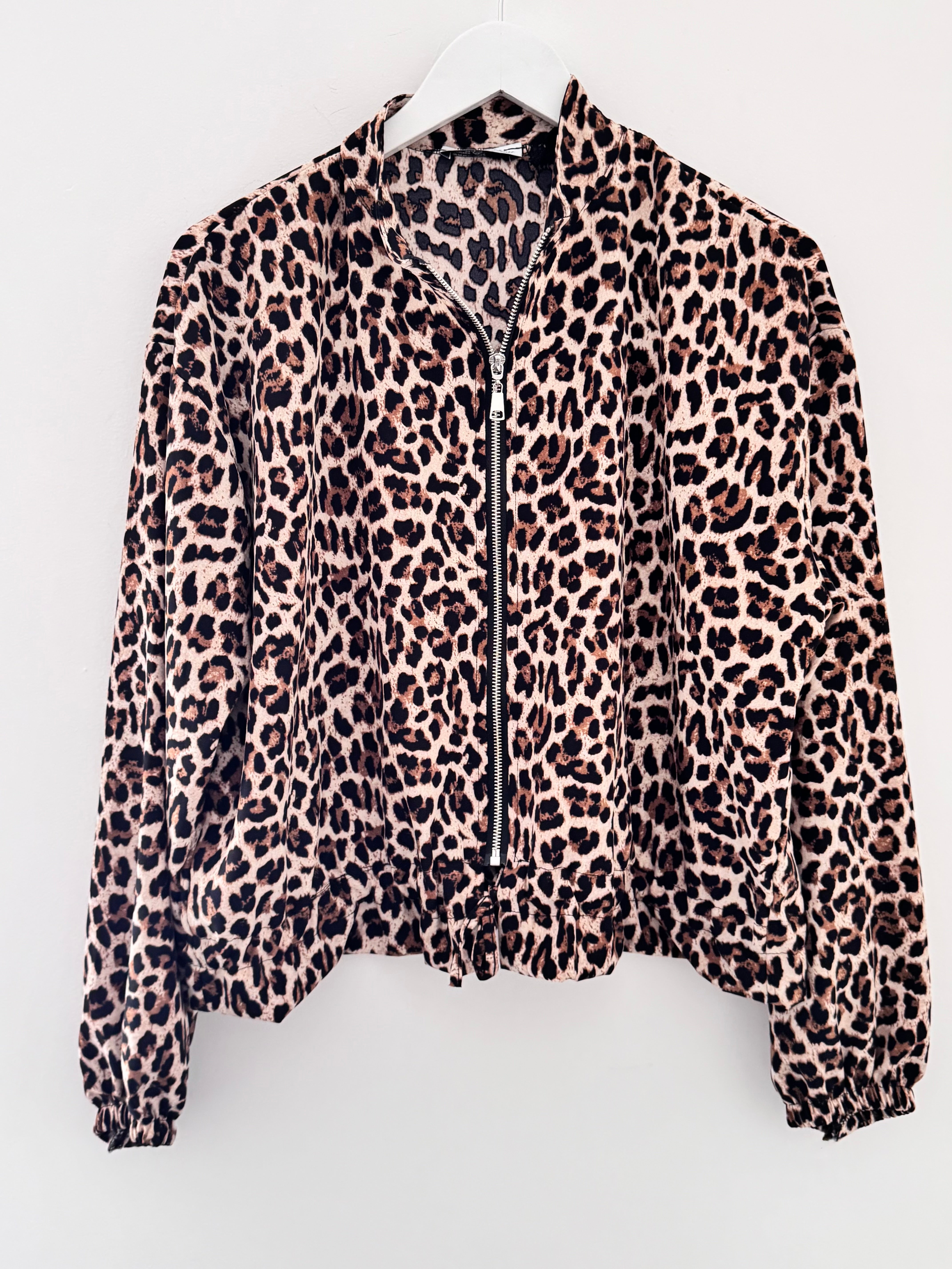 Lightweight Bomber Jacket in Leopard