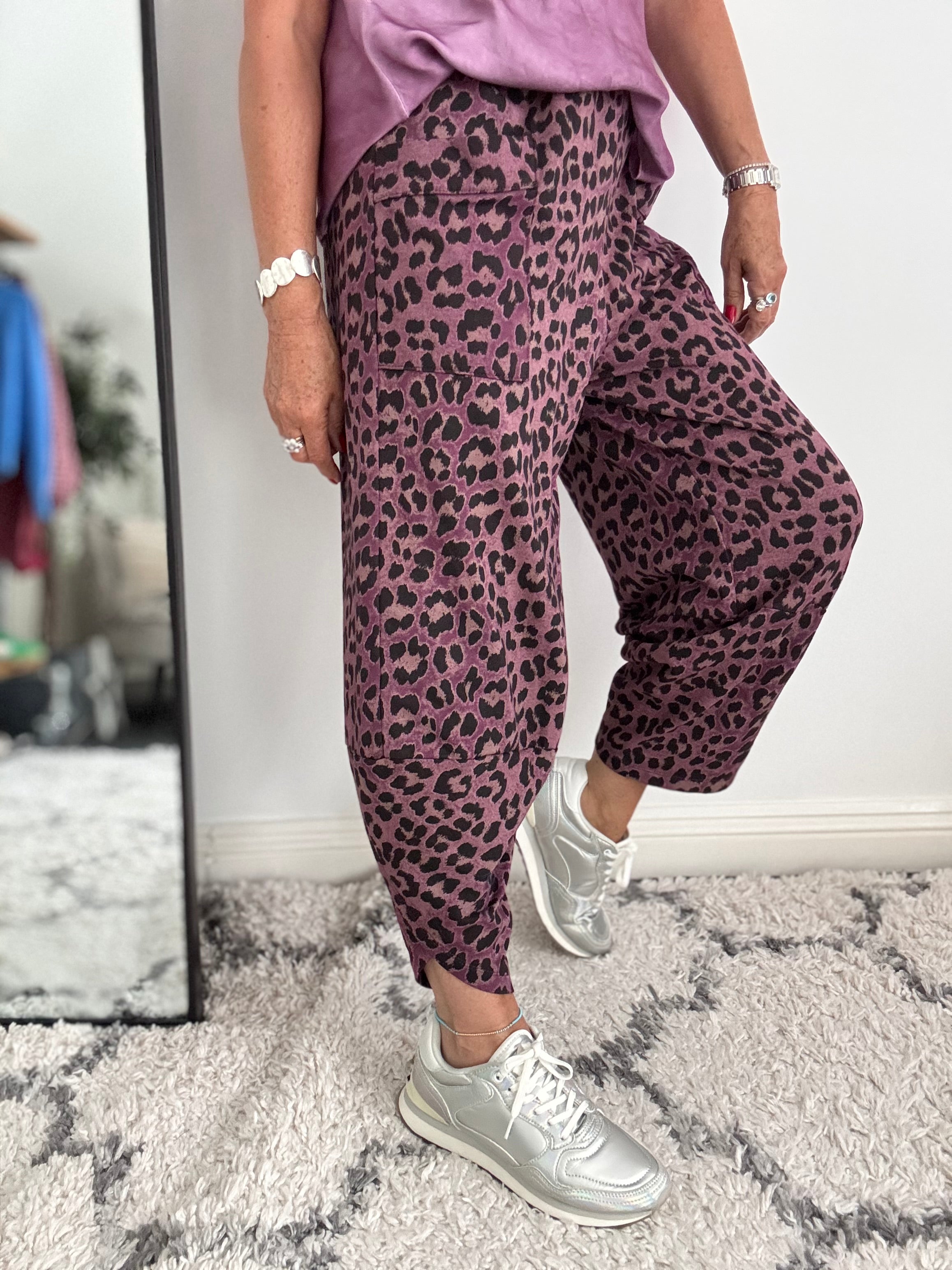 Barrel Stretch Trousers in Plum Leopard