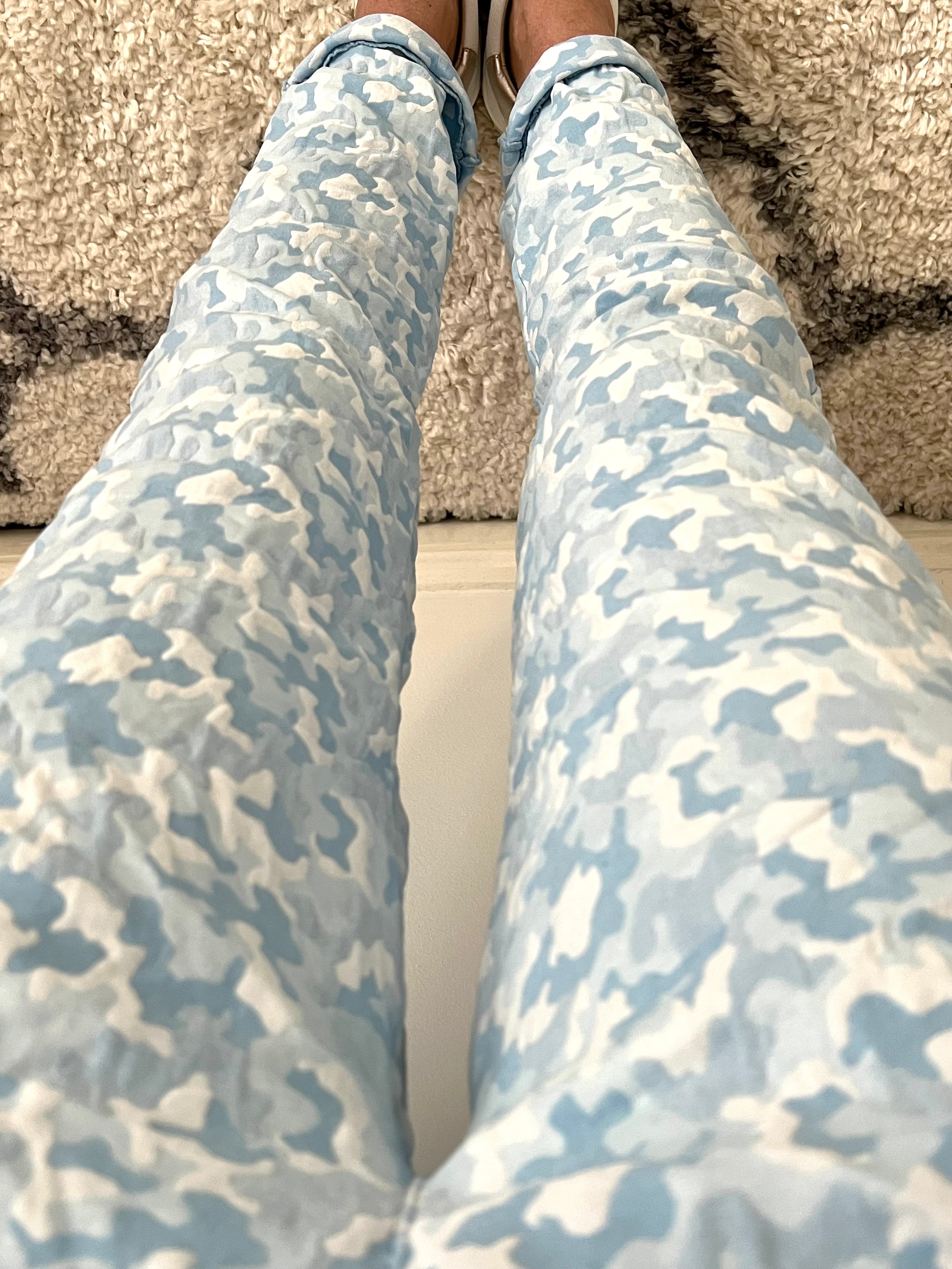 Super Stretchy Joggers in Soft Blue Camo