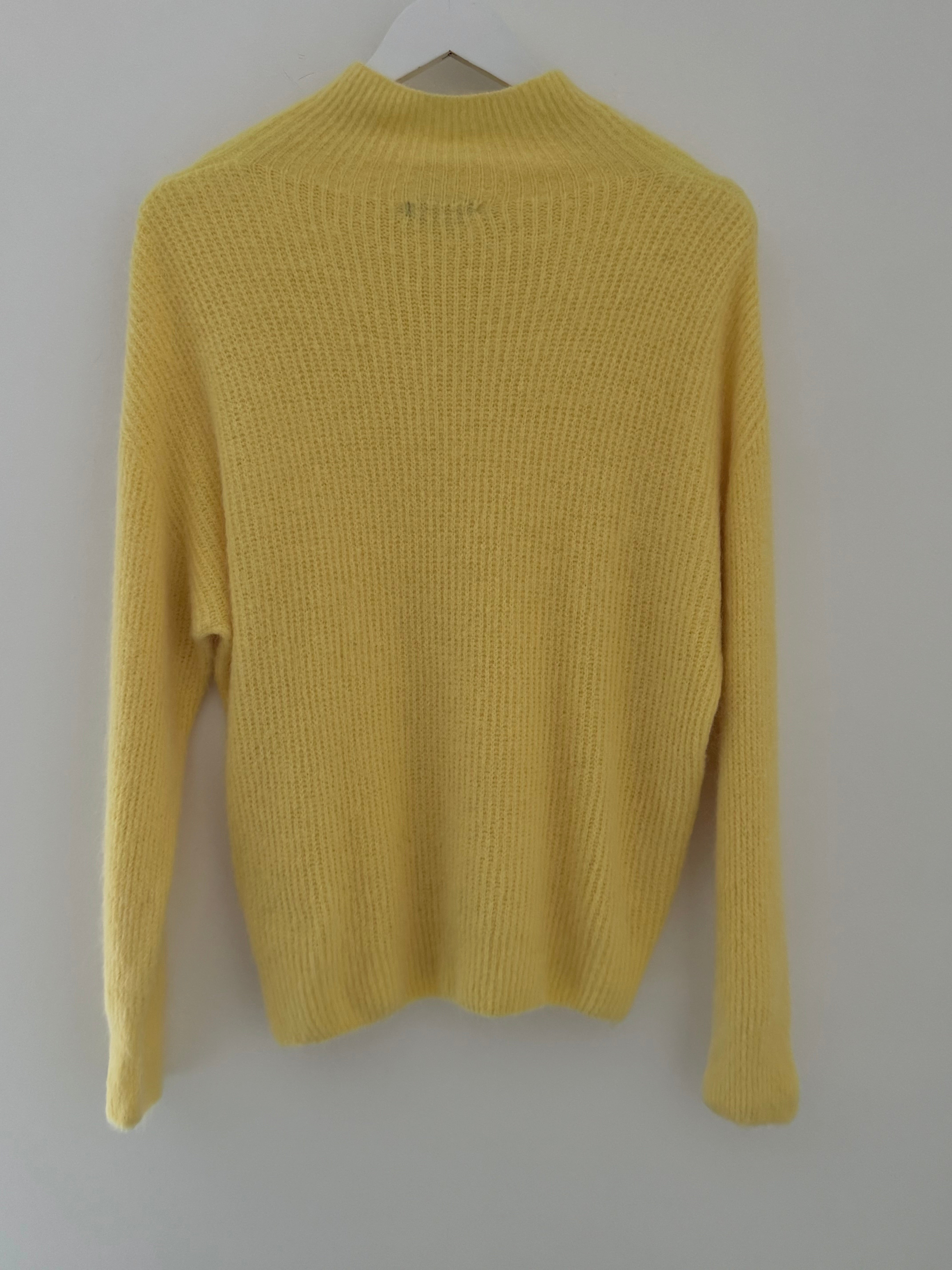 Ribbed Alpaca Jumper in Soft Yellow