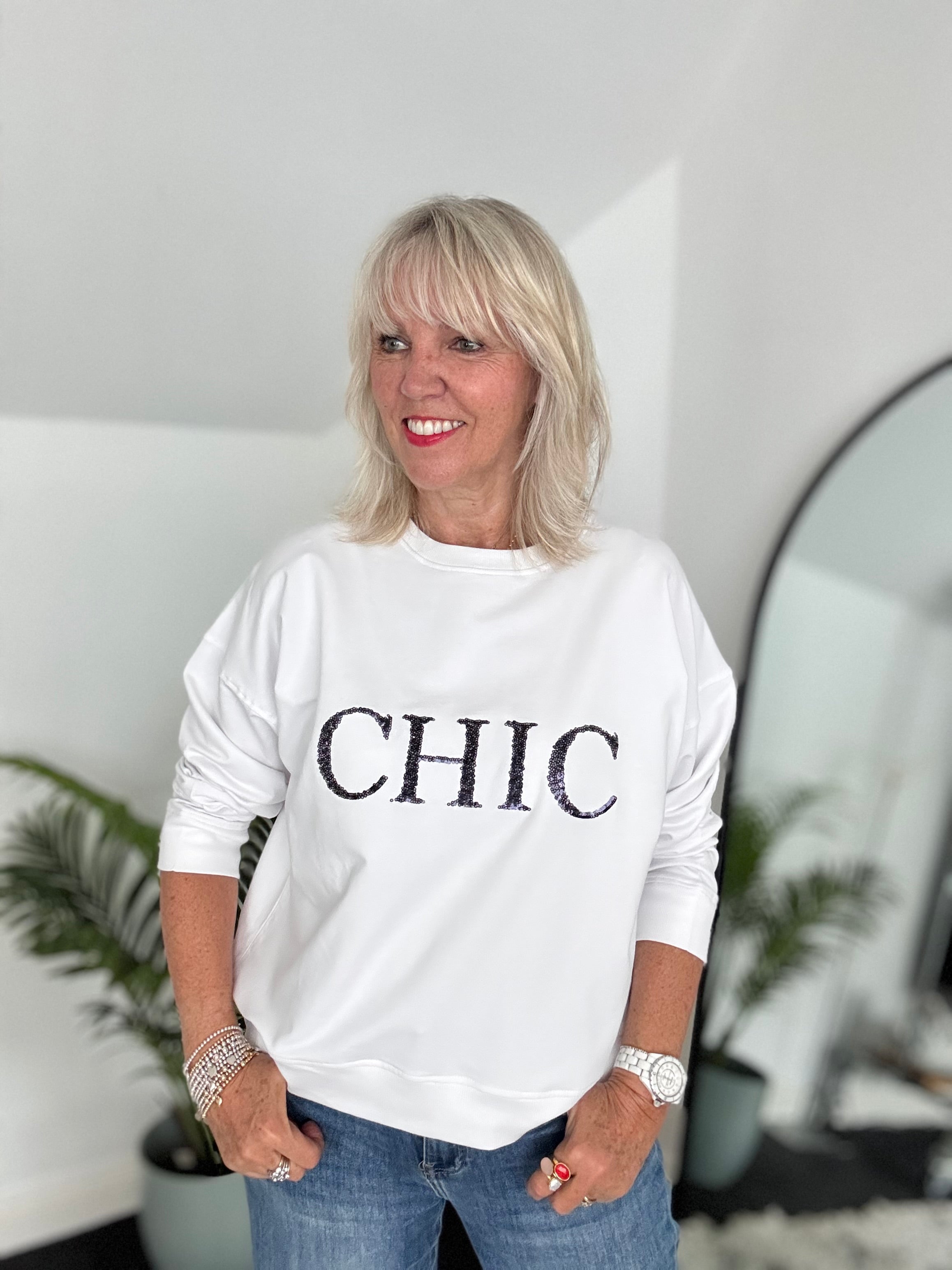 Chic Sequin Sweatshirt in White