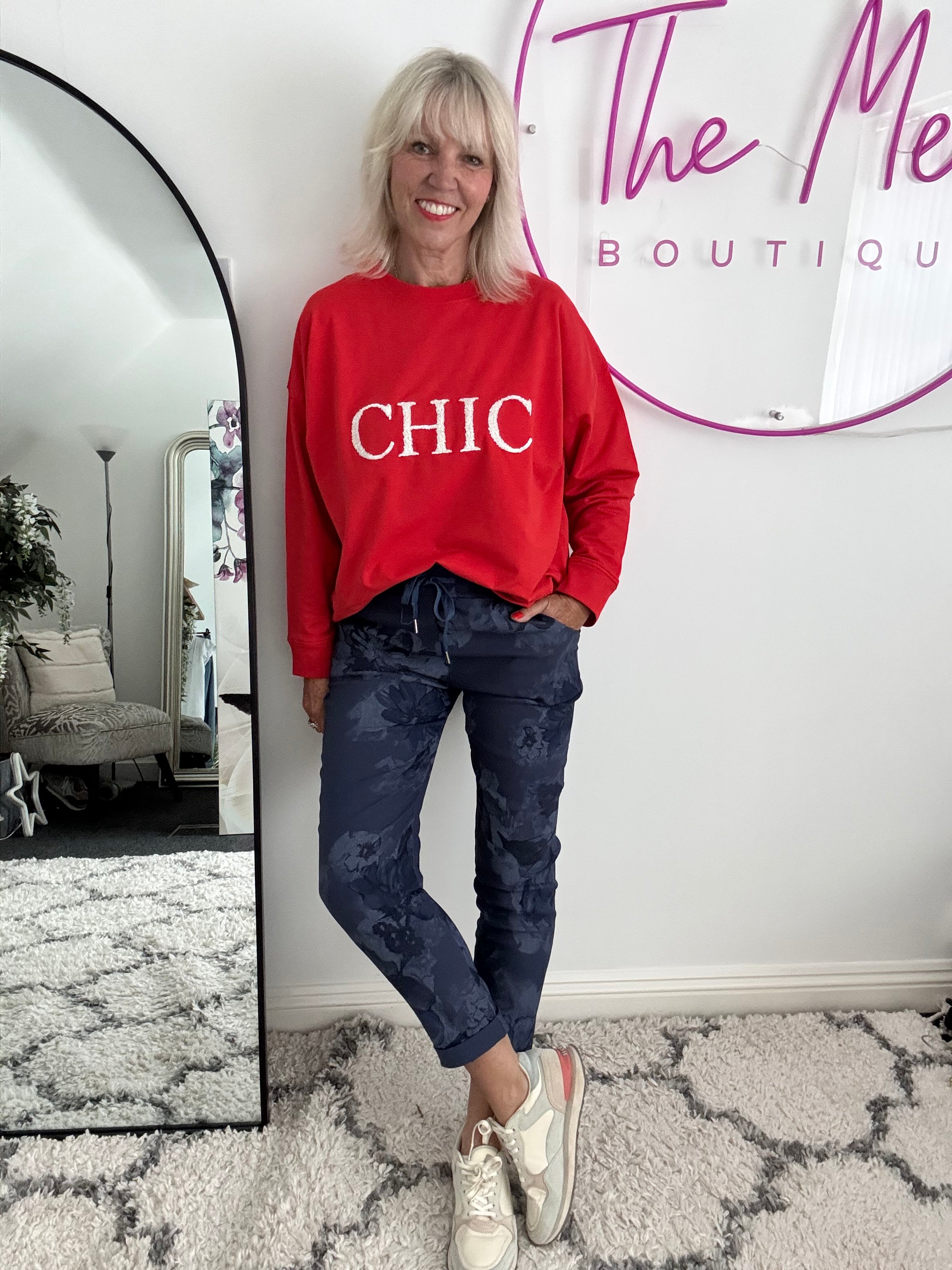 Chic Sequin Sweatshirt in Red