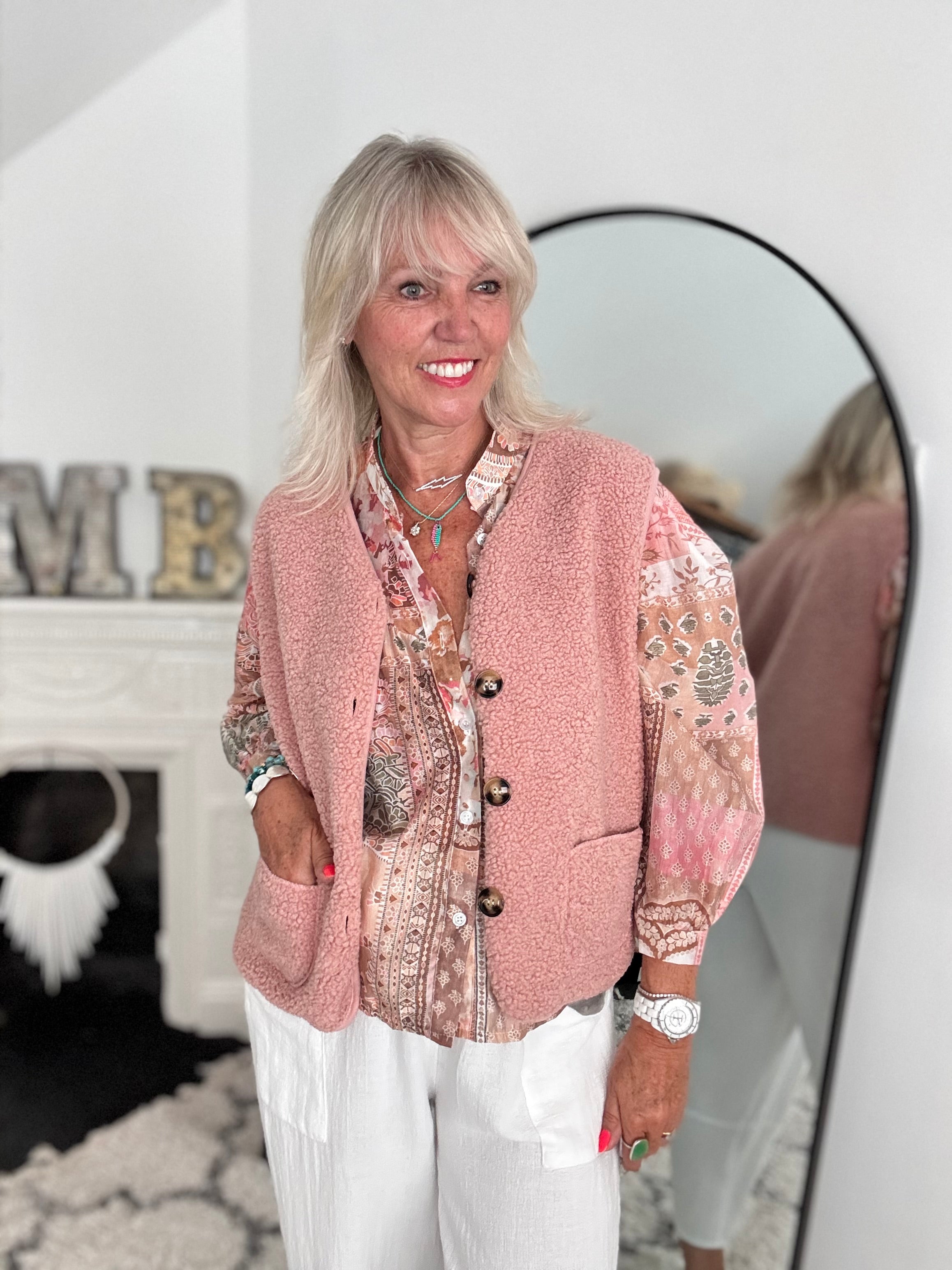 Boucle Gilet in Pink