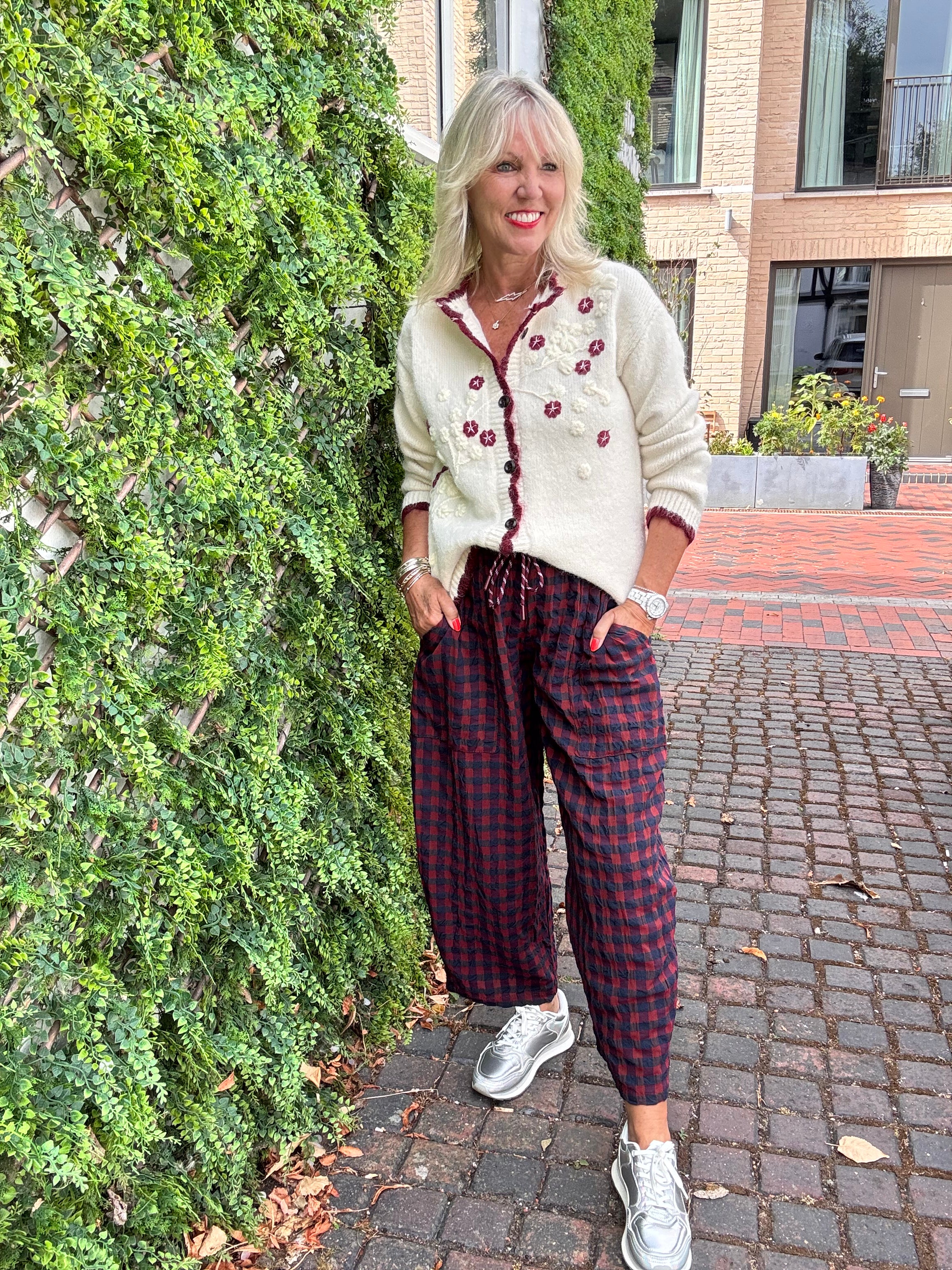 Soft Cardi with Embroidered Flowers in Vanilla & Berry