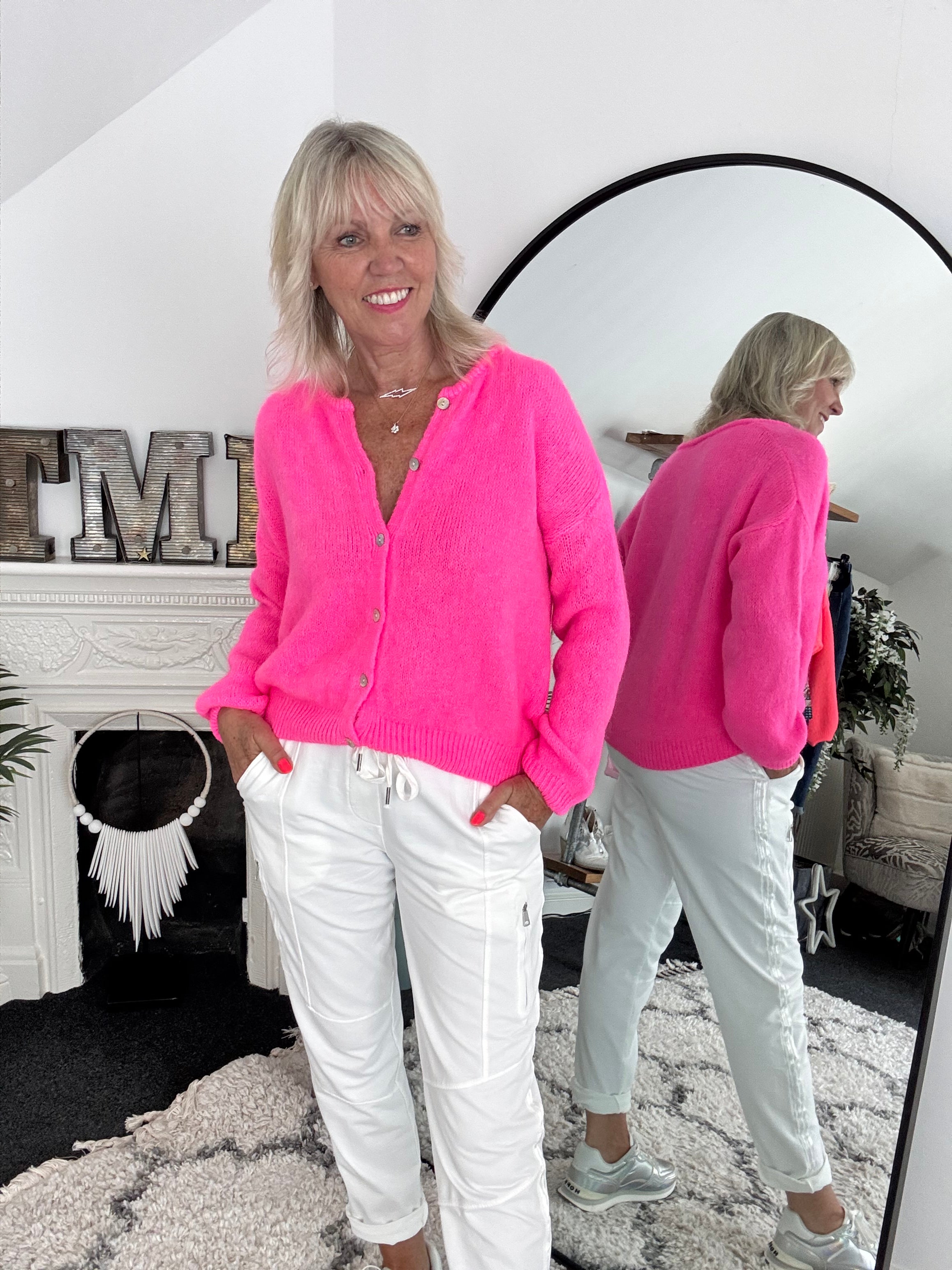Alpaca Buttoned Cardi in Neon Pink