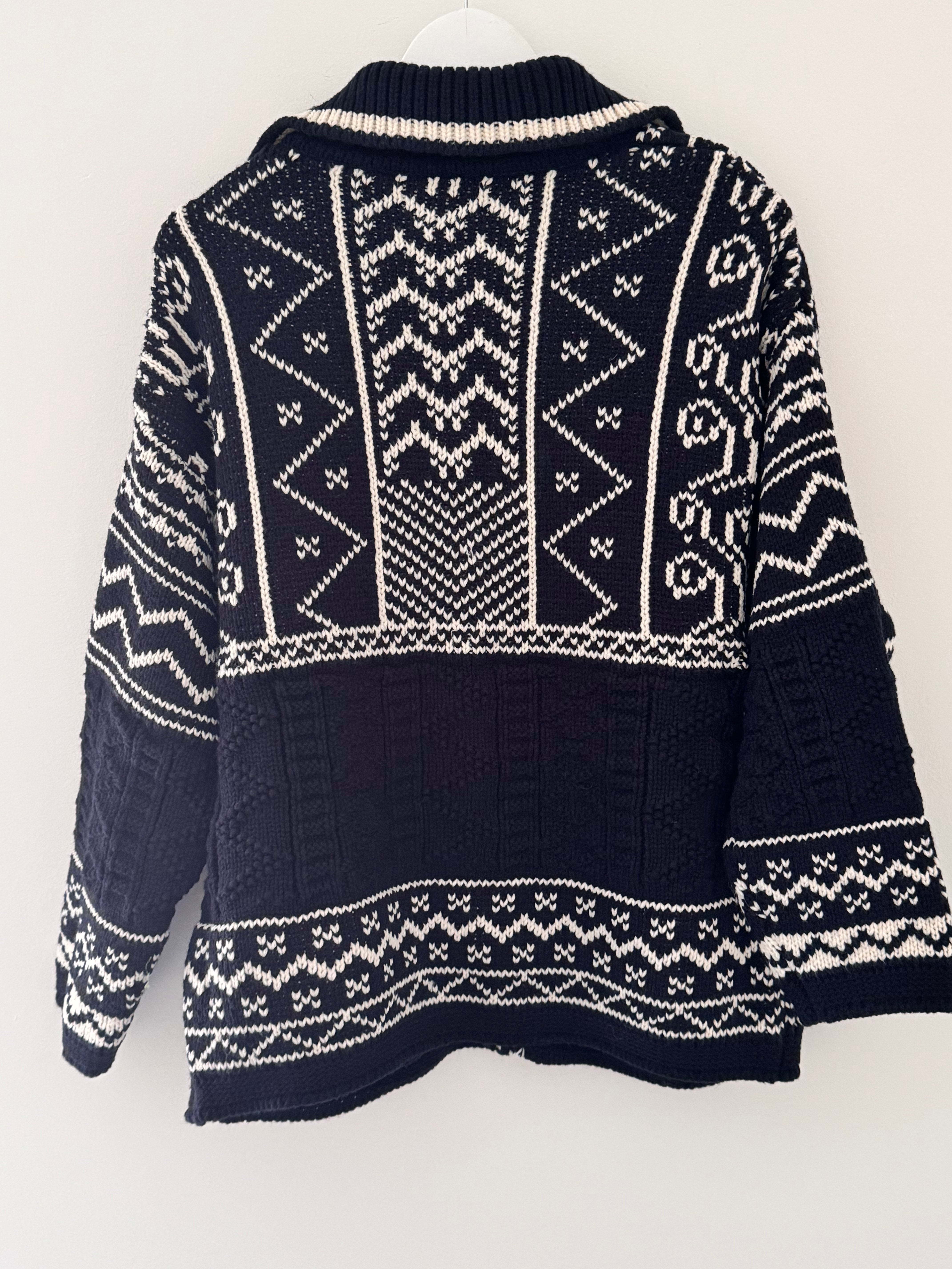 Luxe Nordic Cardigan with Toggles in Navy & White