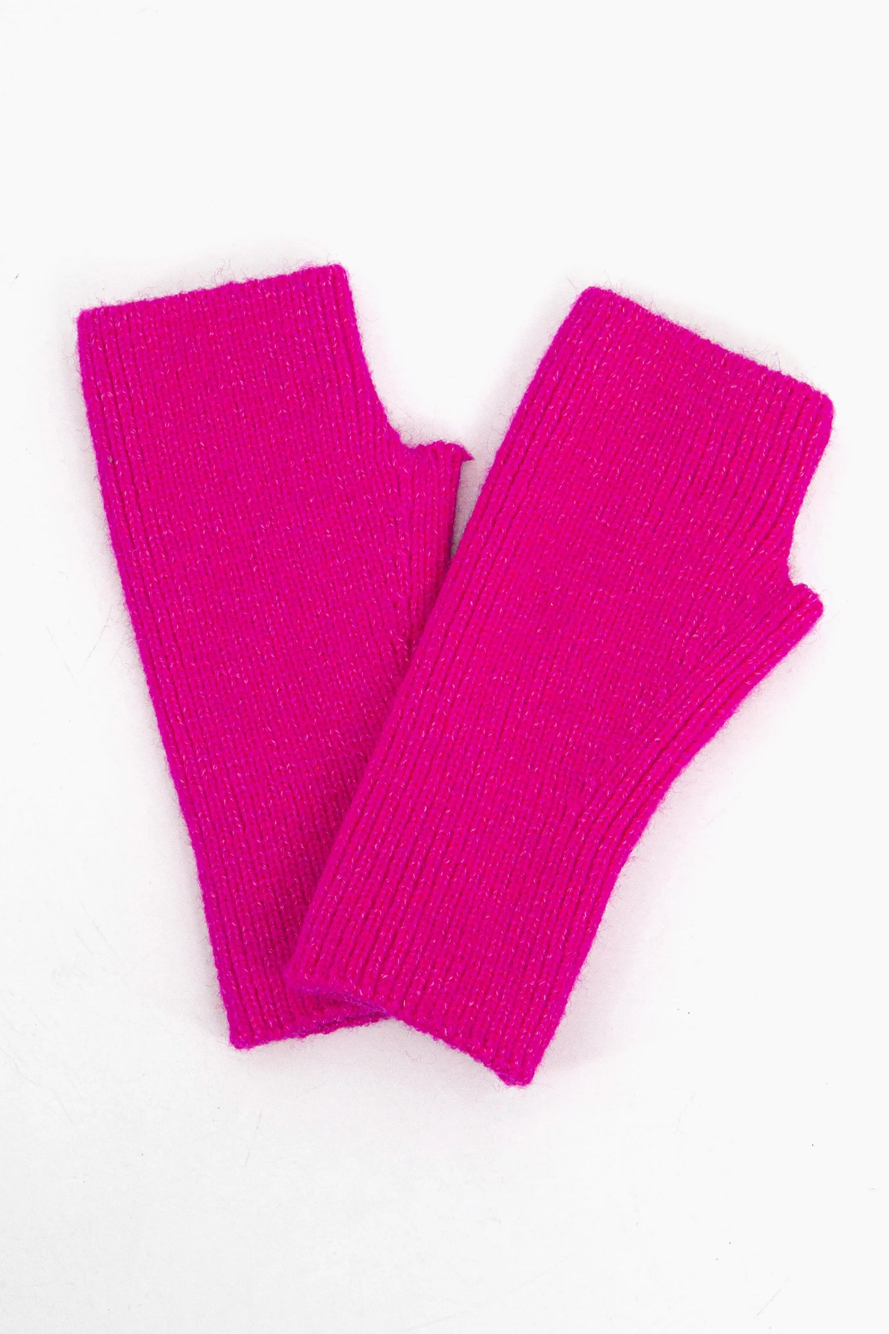 Soft Wristwarmer Gloves in Fuchsia