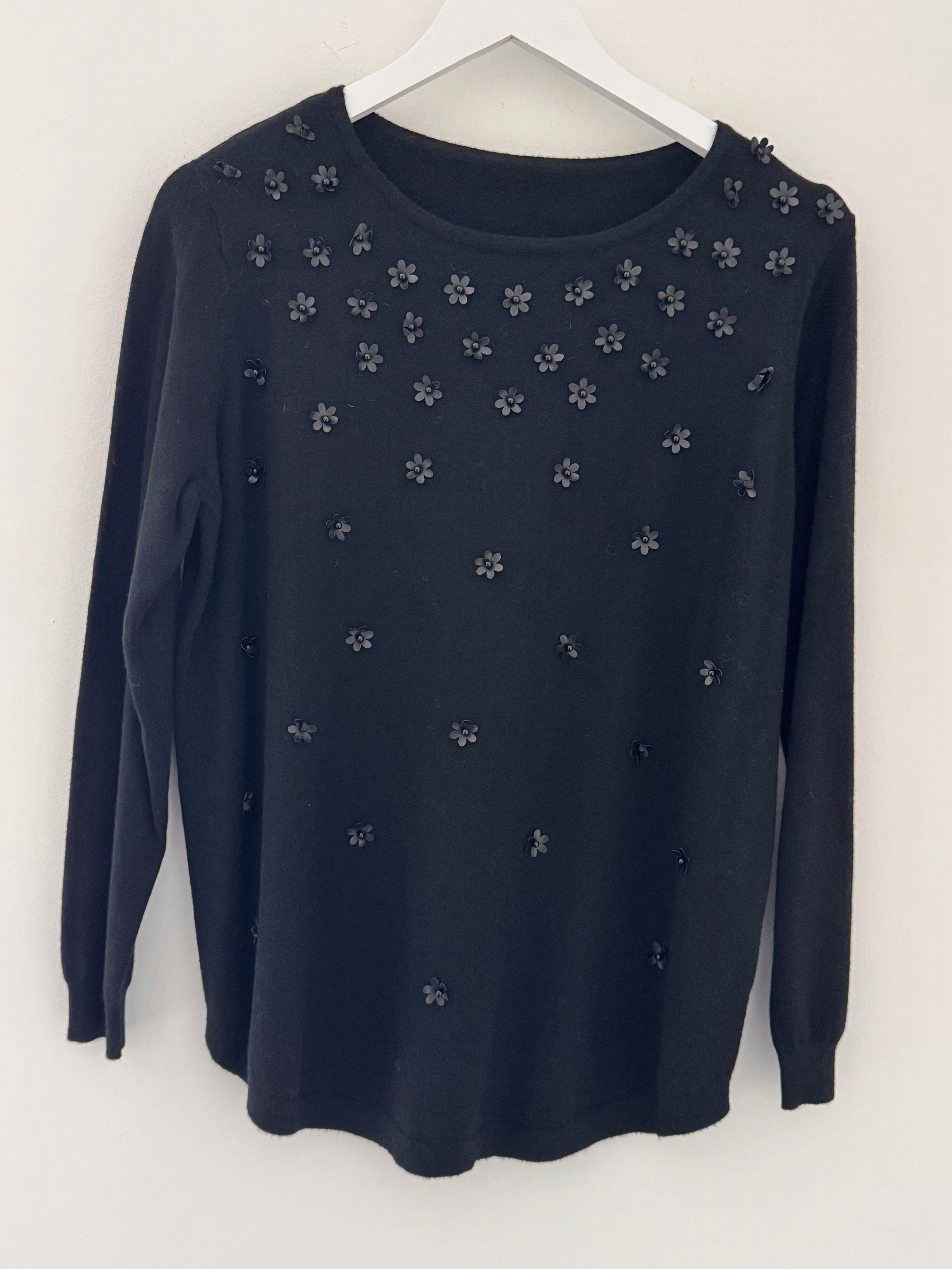 Soft Jumper with Flowers in Black