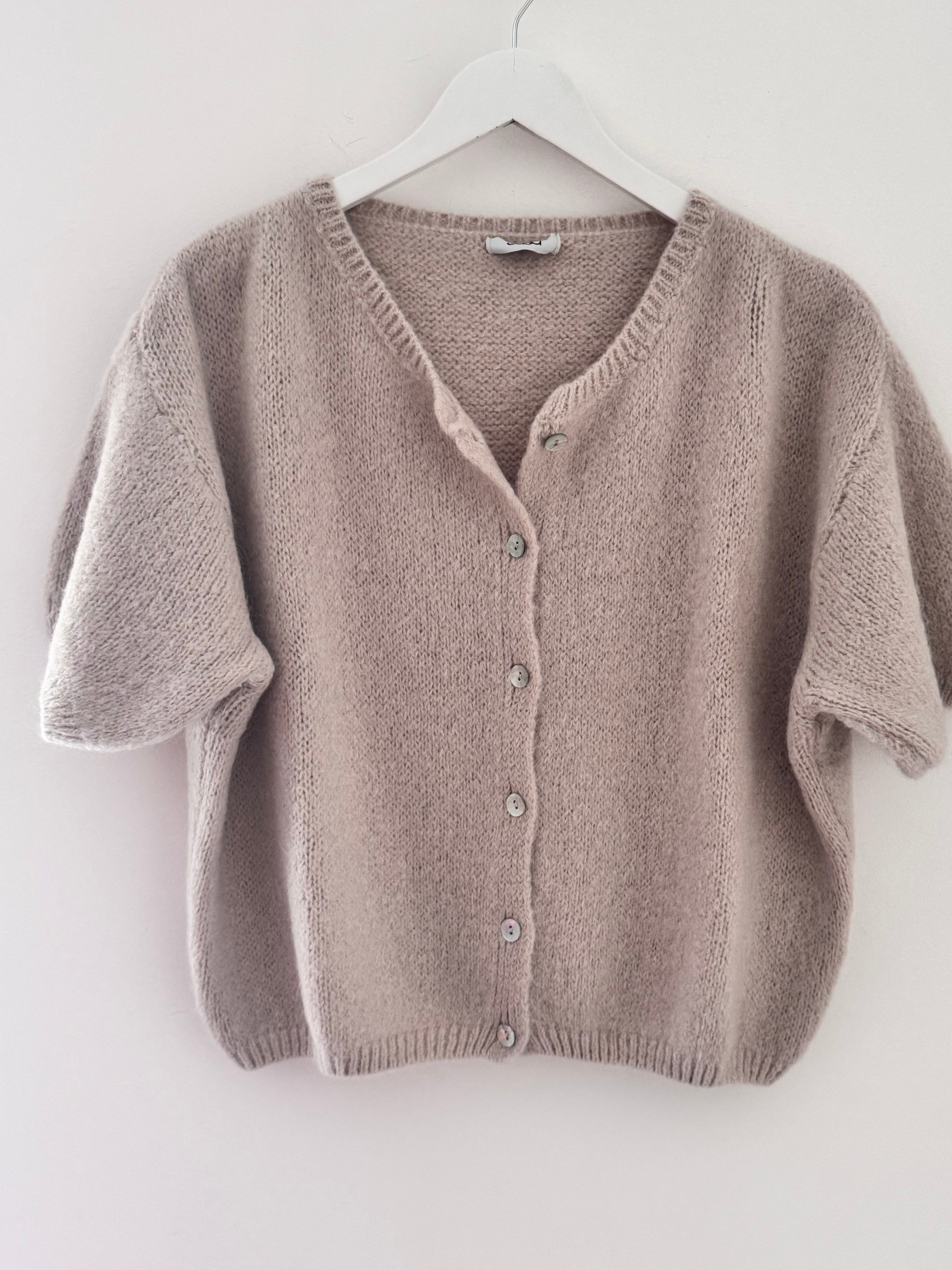 Super Soft Short Sleeve Cardi in Stone