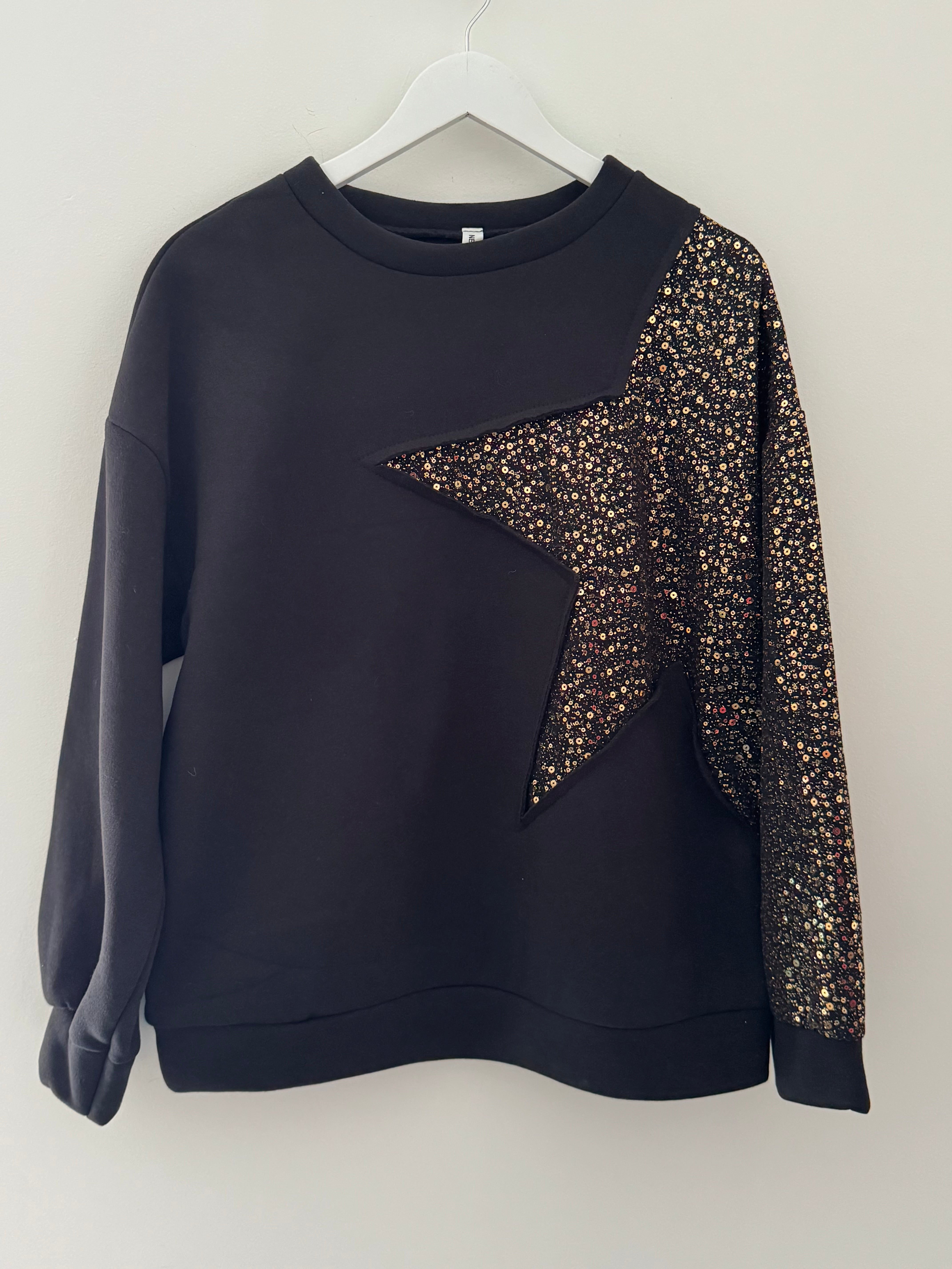 Sequin Star Sweatshirt in Black & Gold