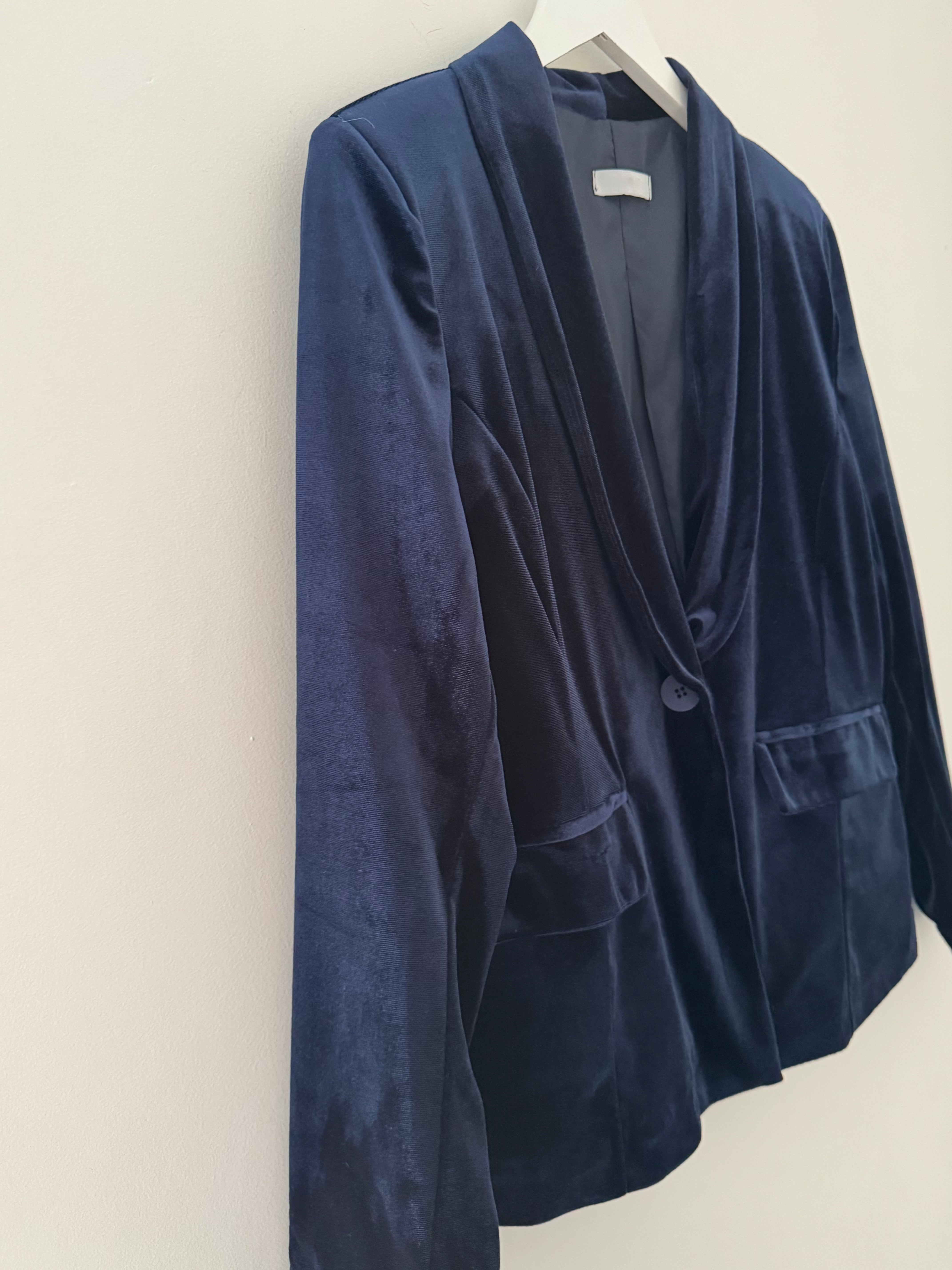 Velvet Jacket in Midnight Blue