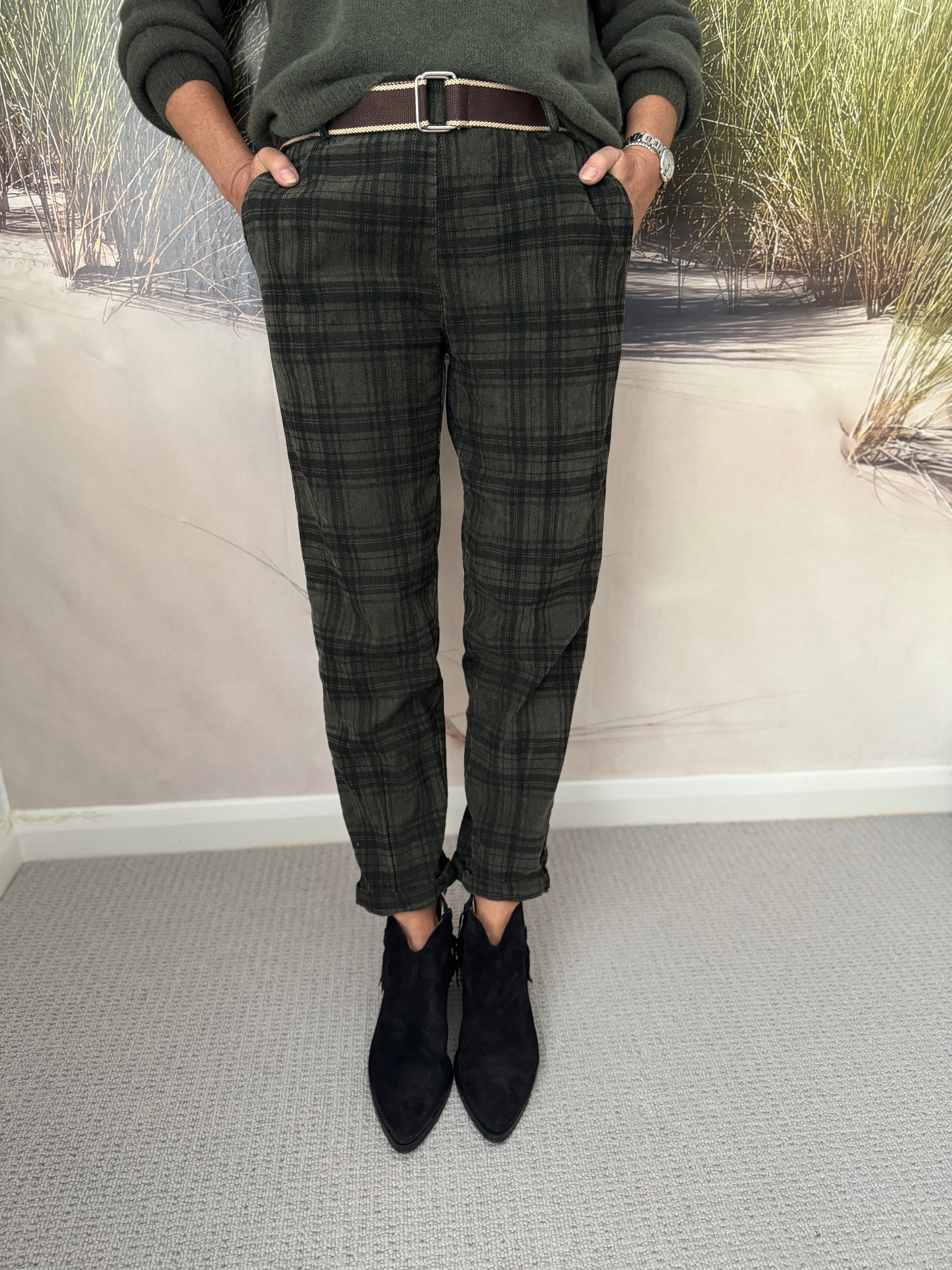 Fine Cord Check Trousers in Khaki