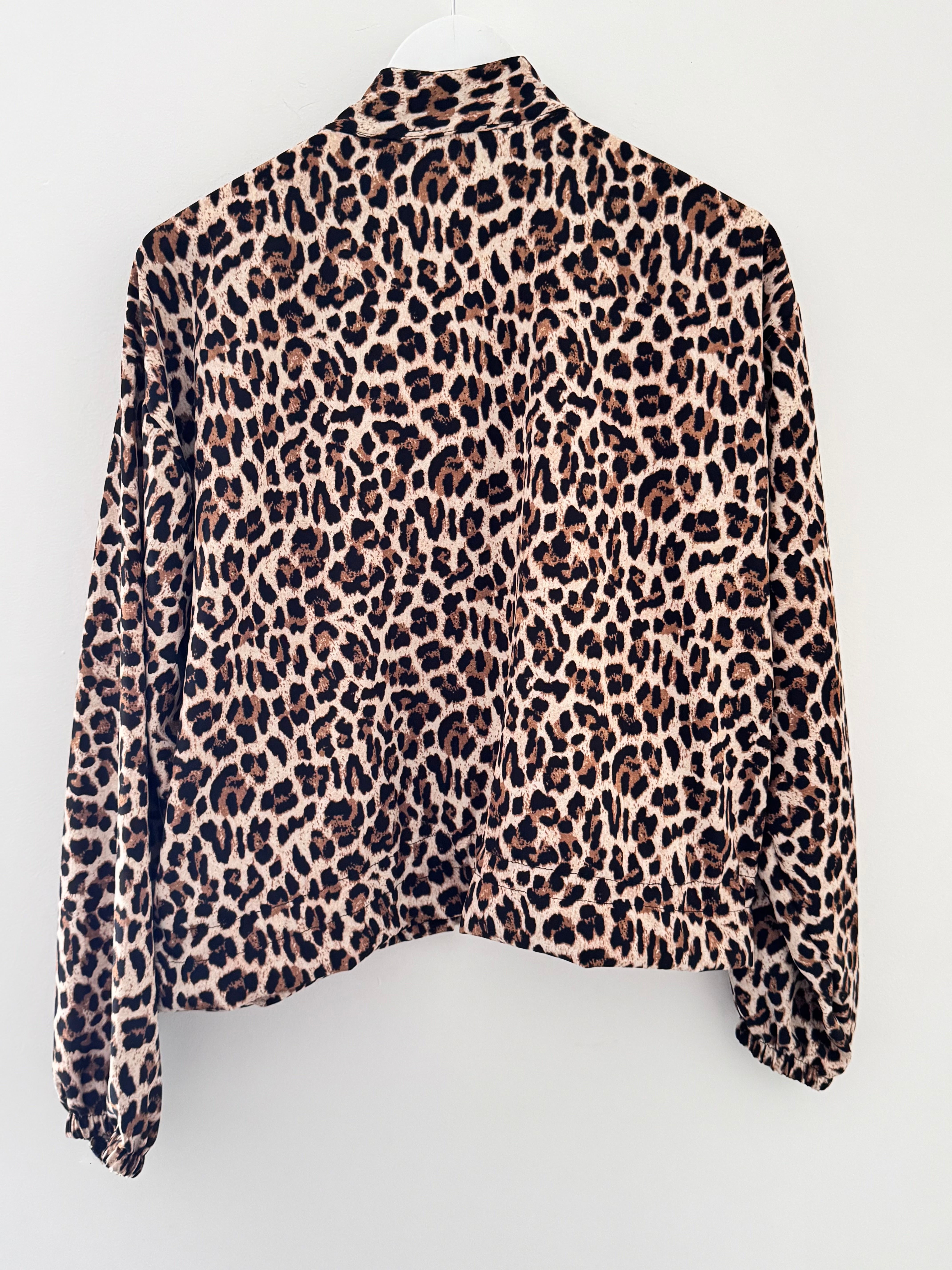 Lightweight Bomber Jacket in Leopard