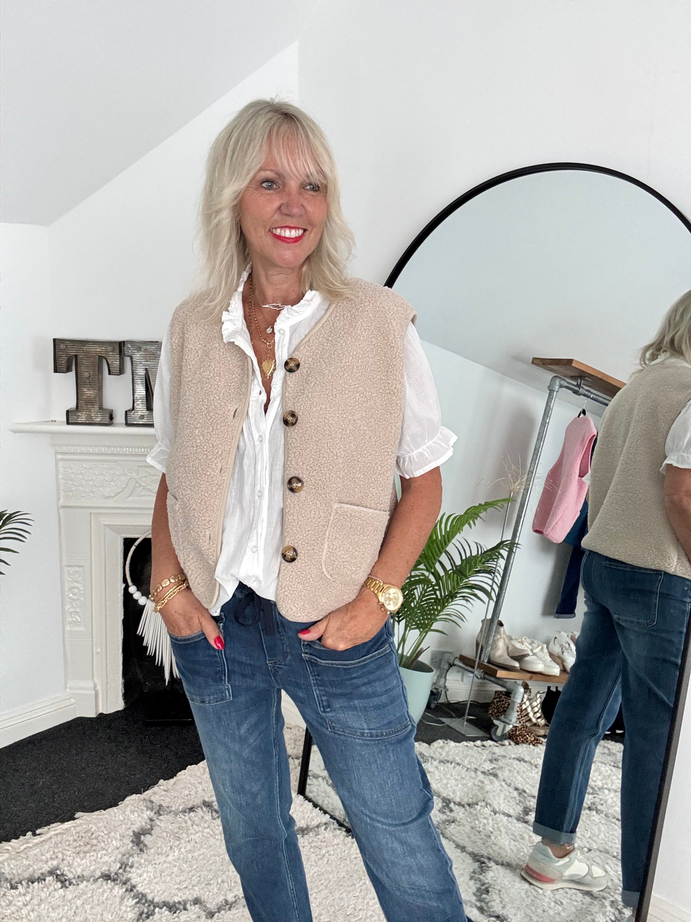 Boucle Gilet in Ecru