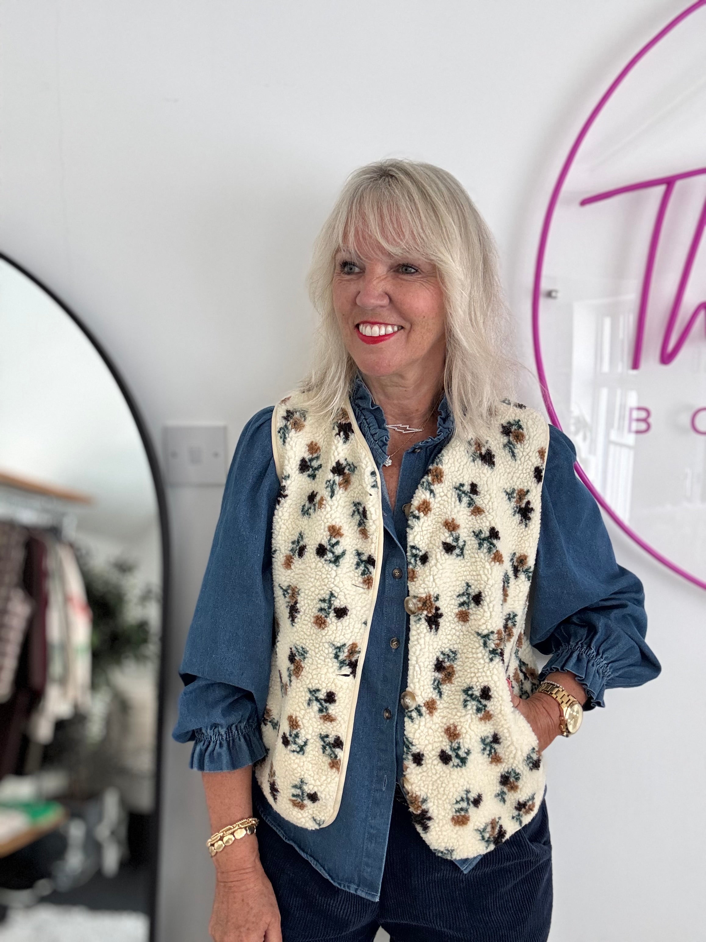 Boucle Gilet with Print in Ecru
