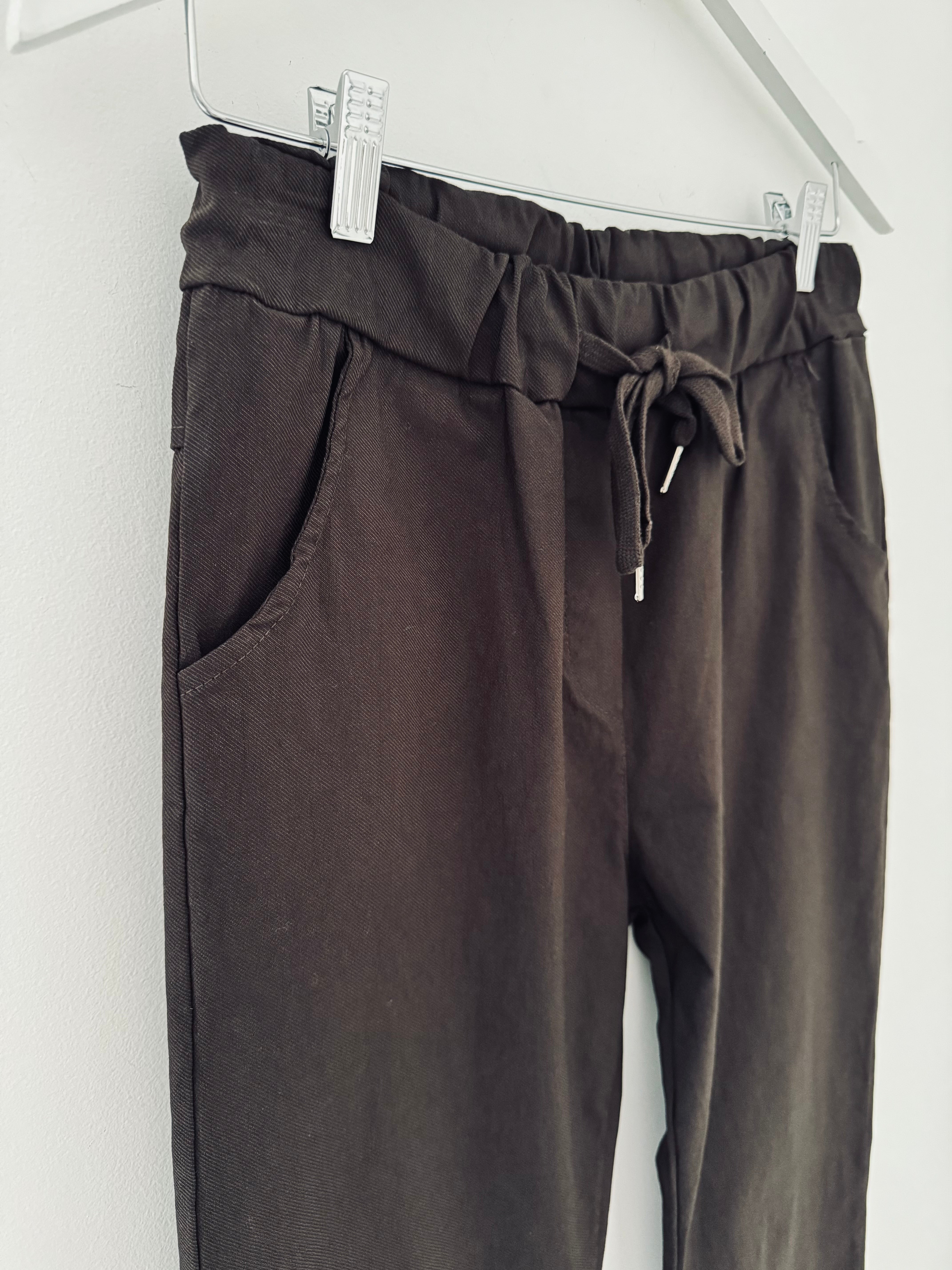 Super Stretch Joggers in Dark Cocoa