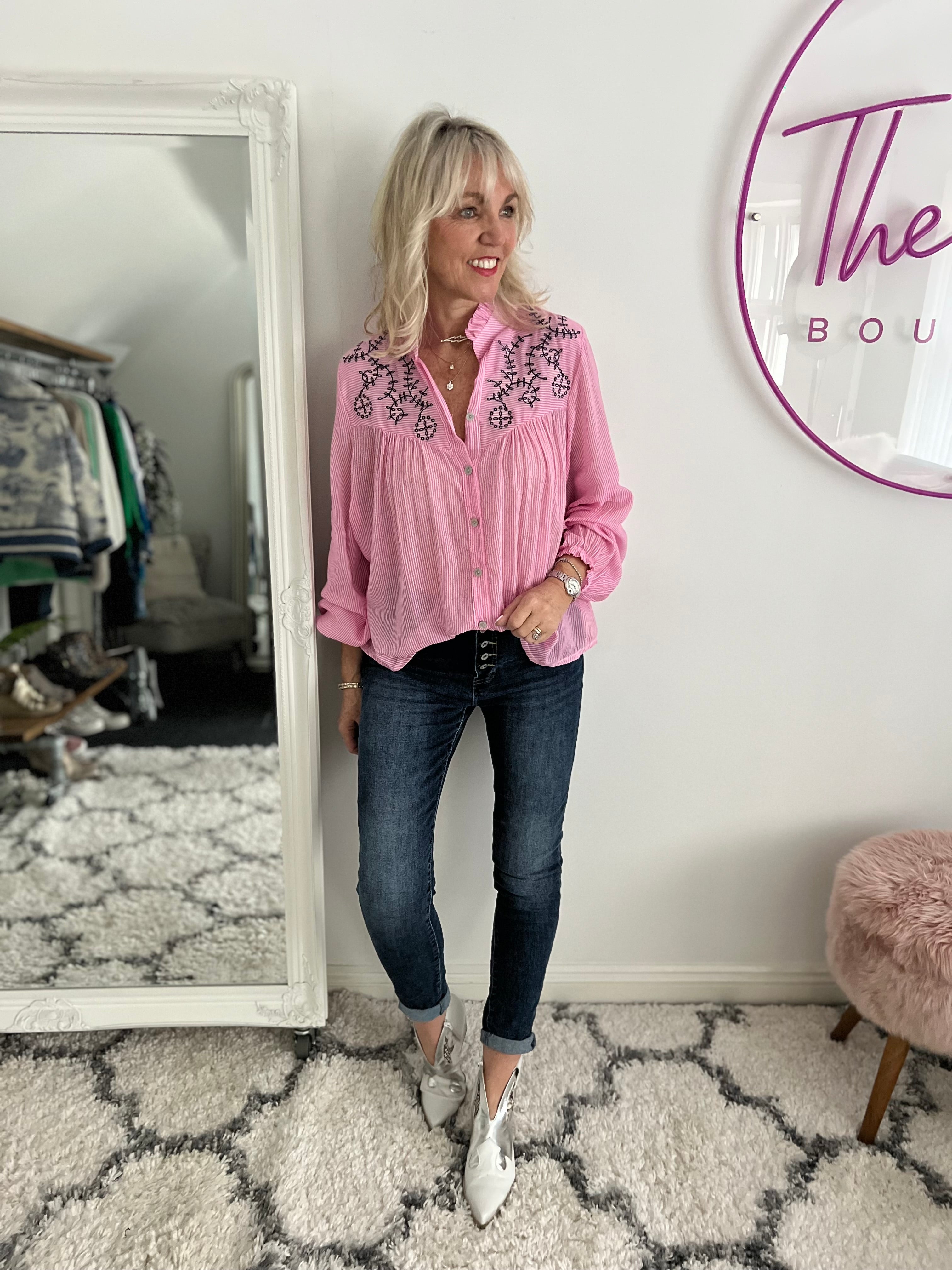 Embroidered Cotton Mix Shirt in Pink