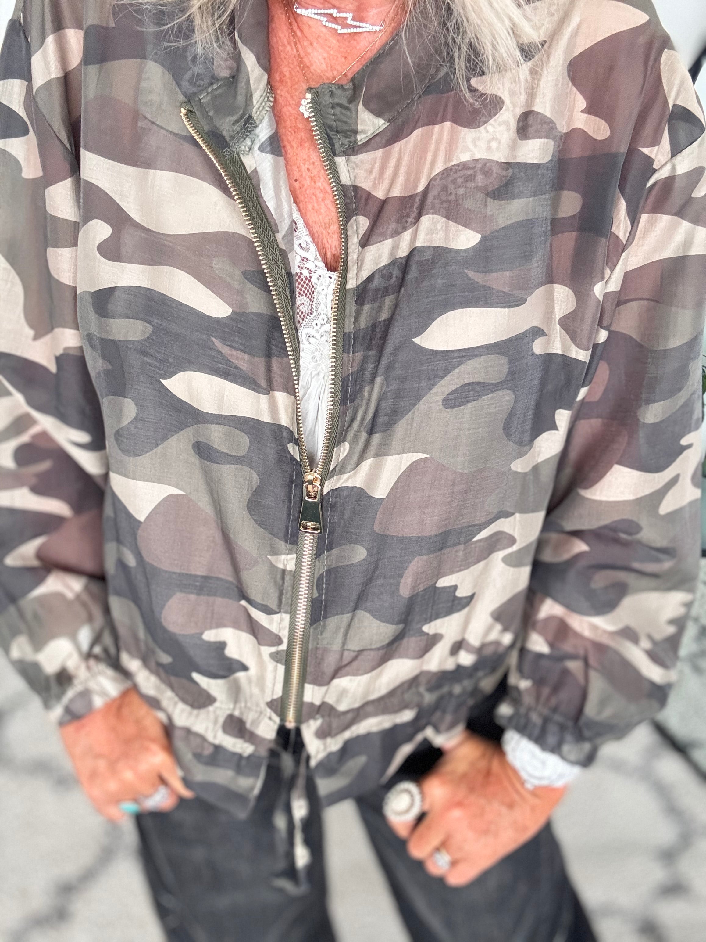 Lightweight Bomber Jacket in Camo