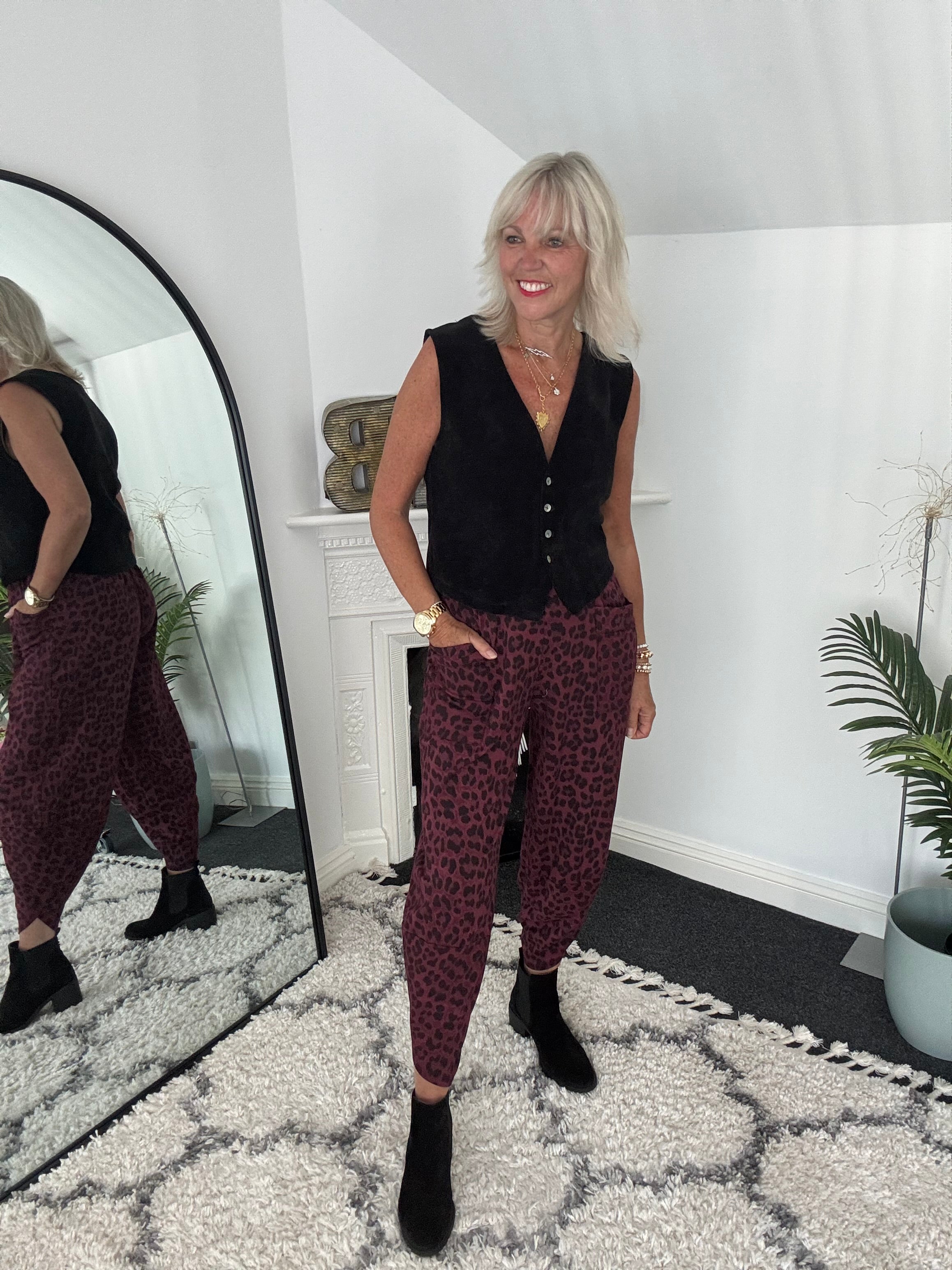 Barrel Stretch Trousers in Berry Leopard