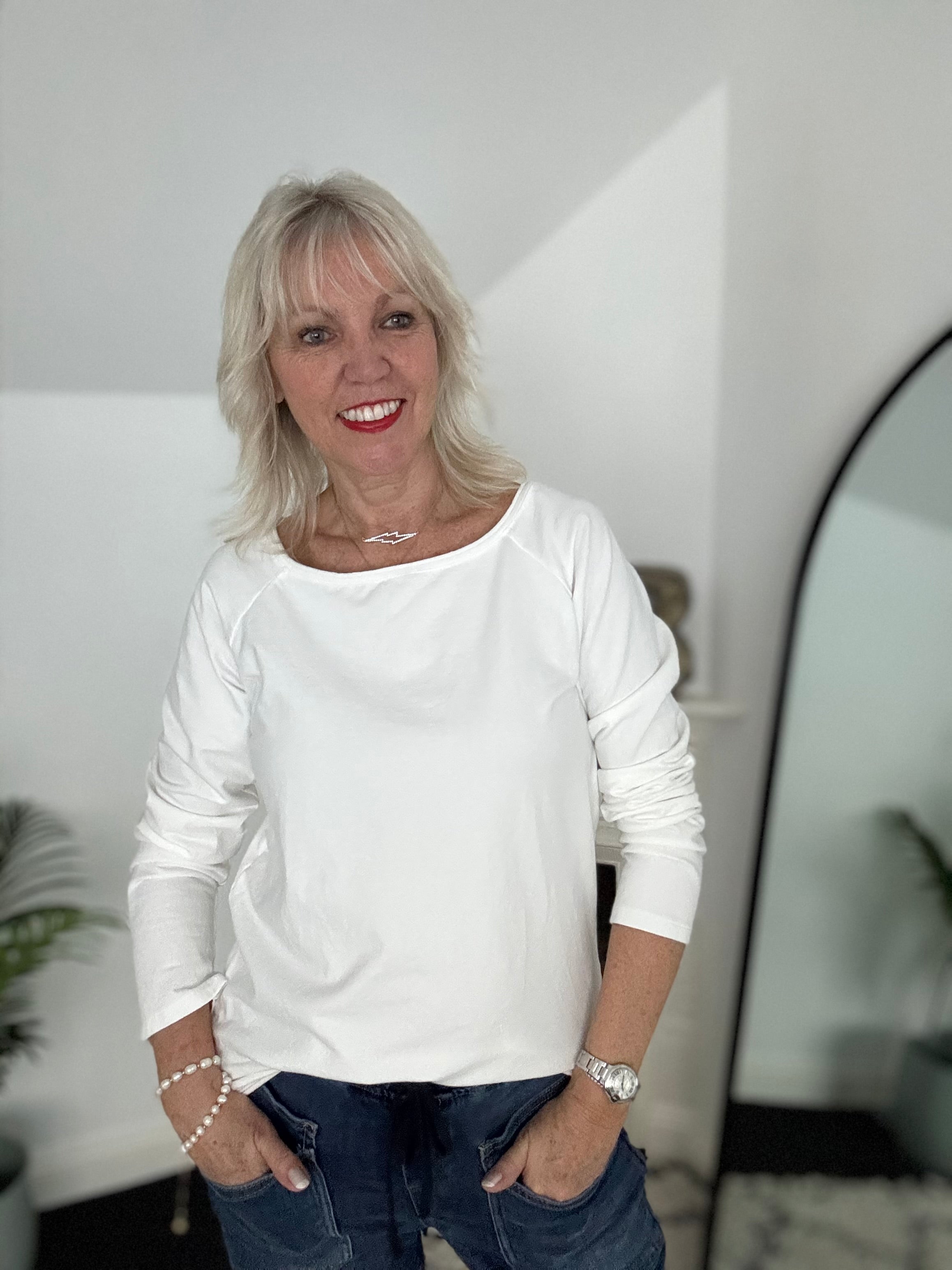 Raglan Roll Edge Sweatshirt in Ivory