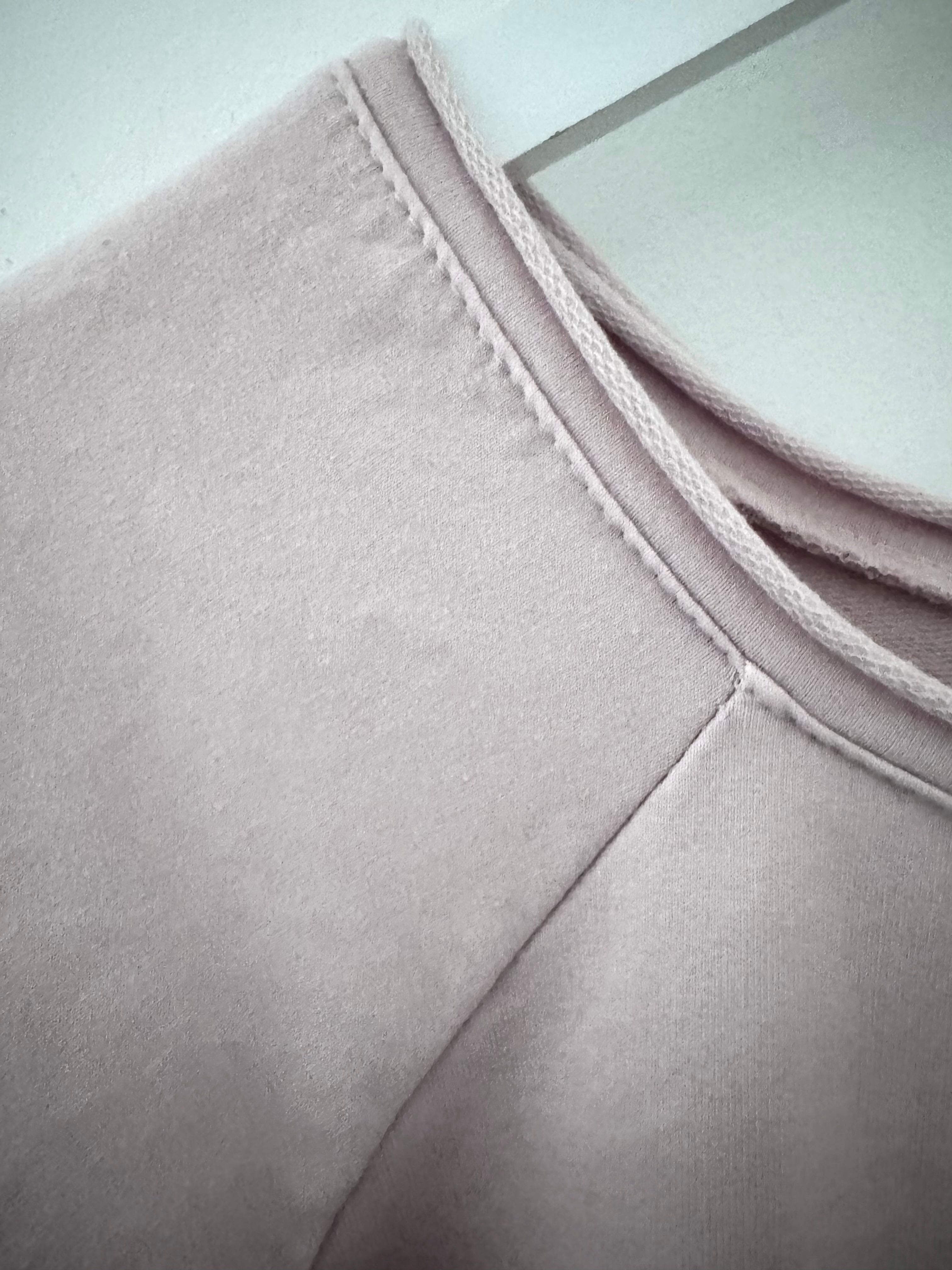 Raglan Roll Edge Sweatshirt in Baby Pink