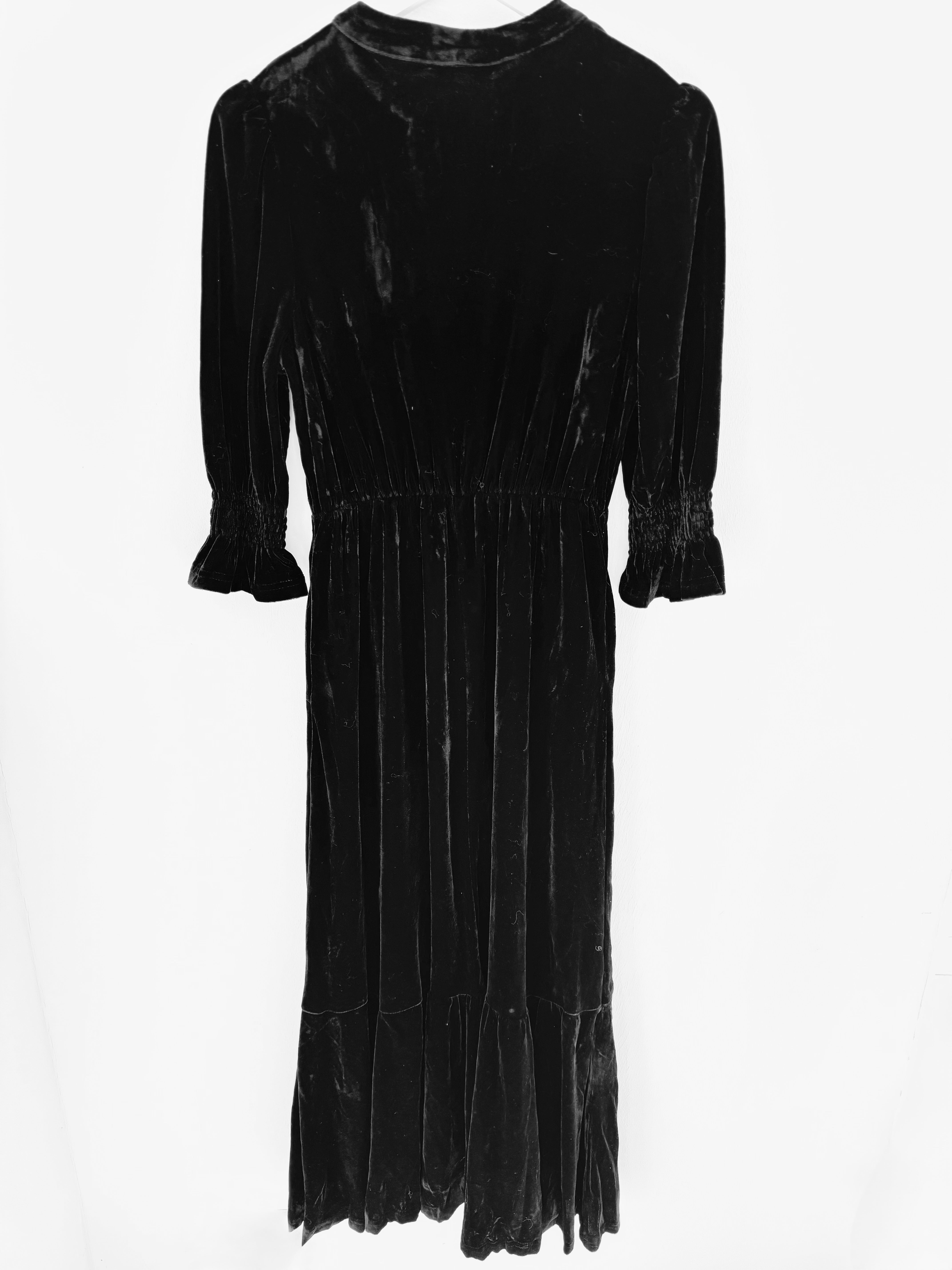 Luxe Velvet Dress in Black