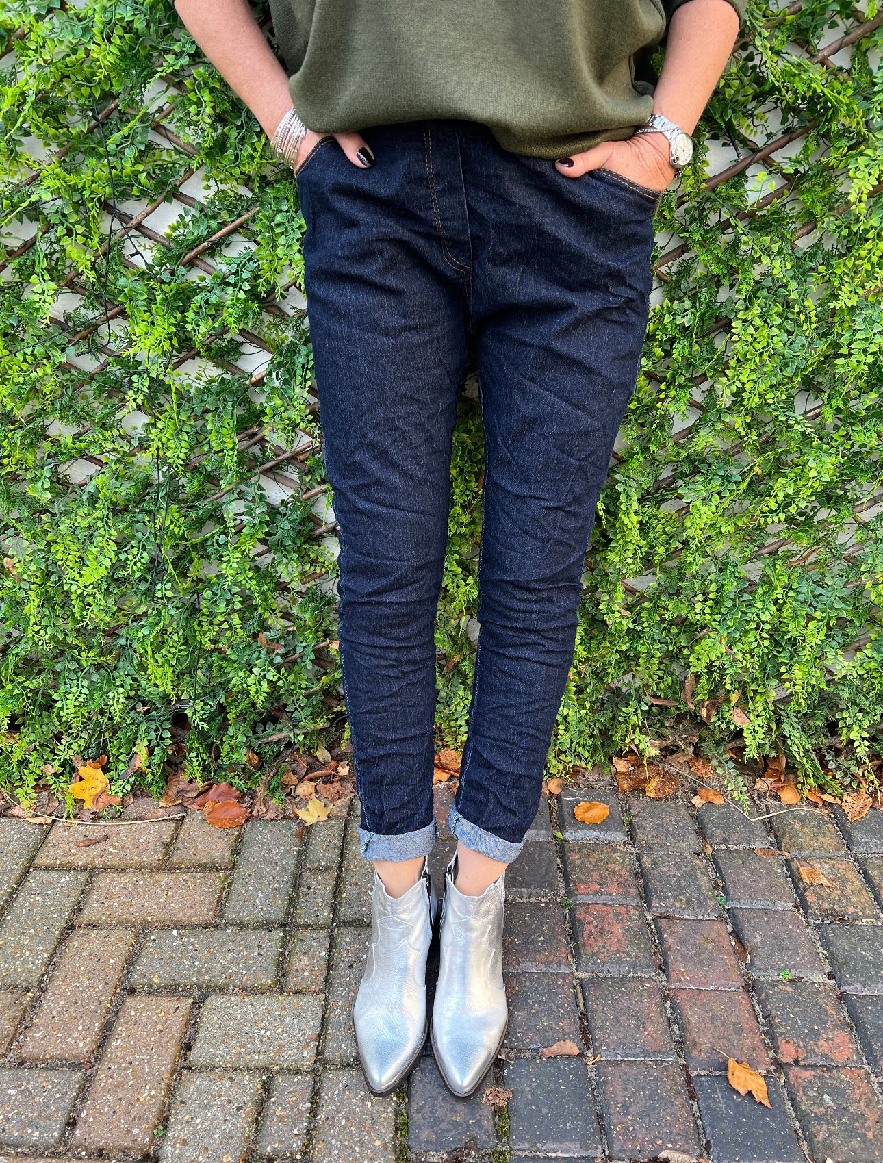 Denim Joggers in Vintage Dark Blue