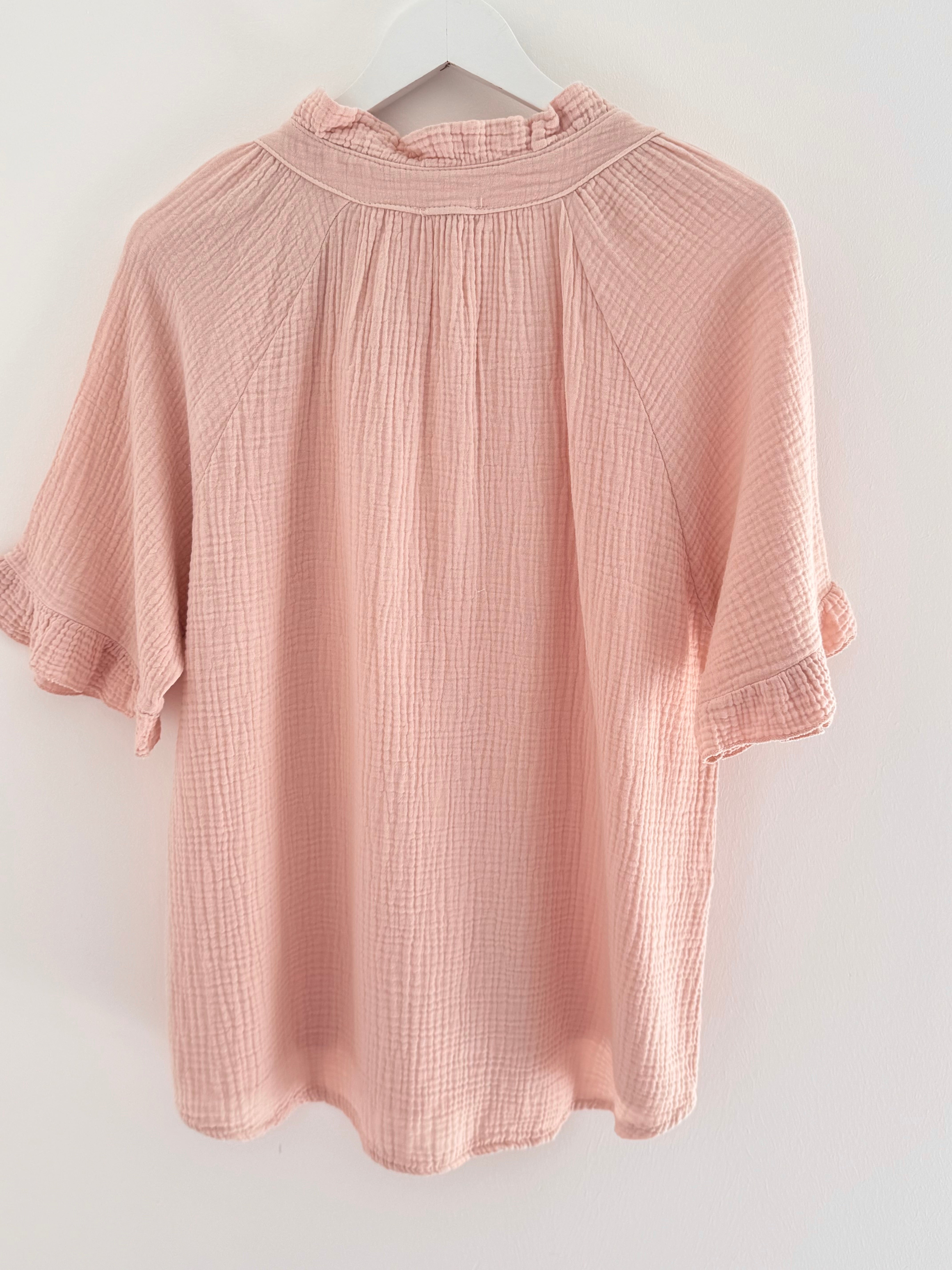 Short Sleeve Cheesecloth Shirt in Shell Pink