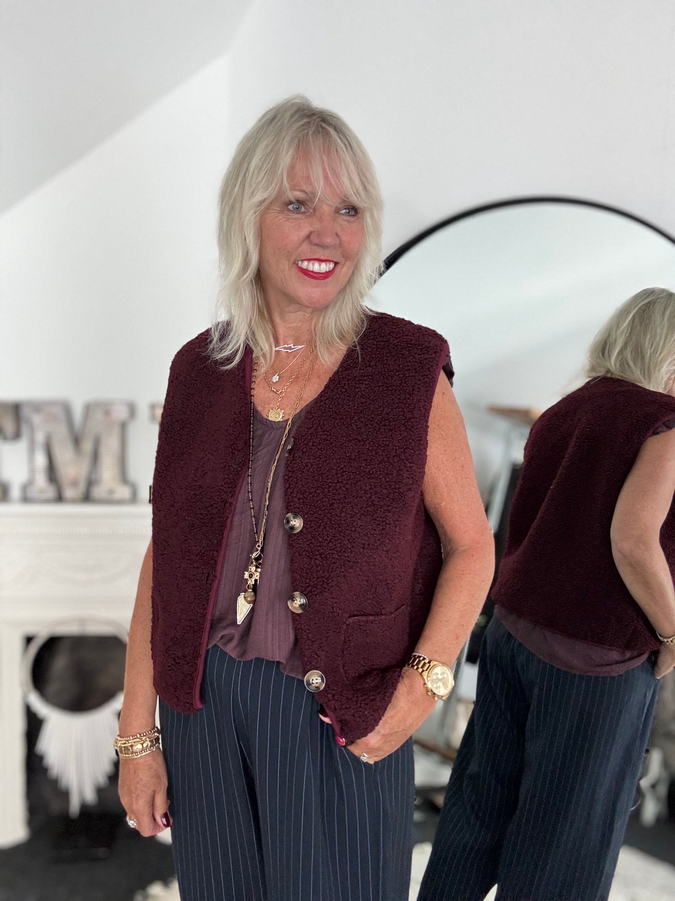 Simple Scoop Neck Top in Plum