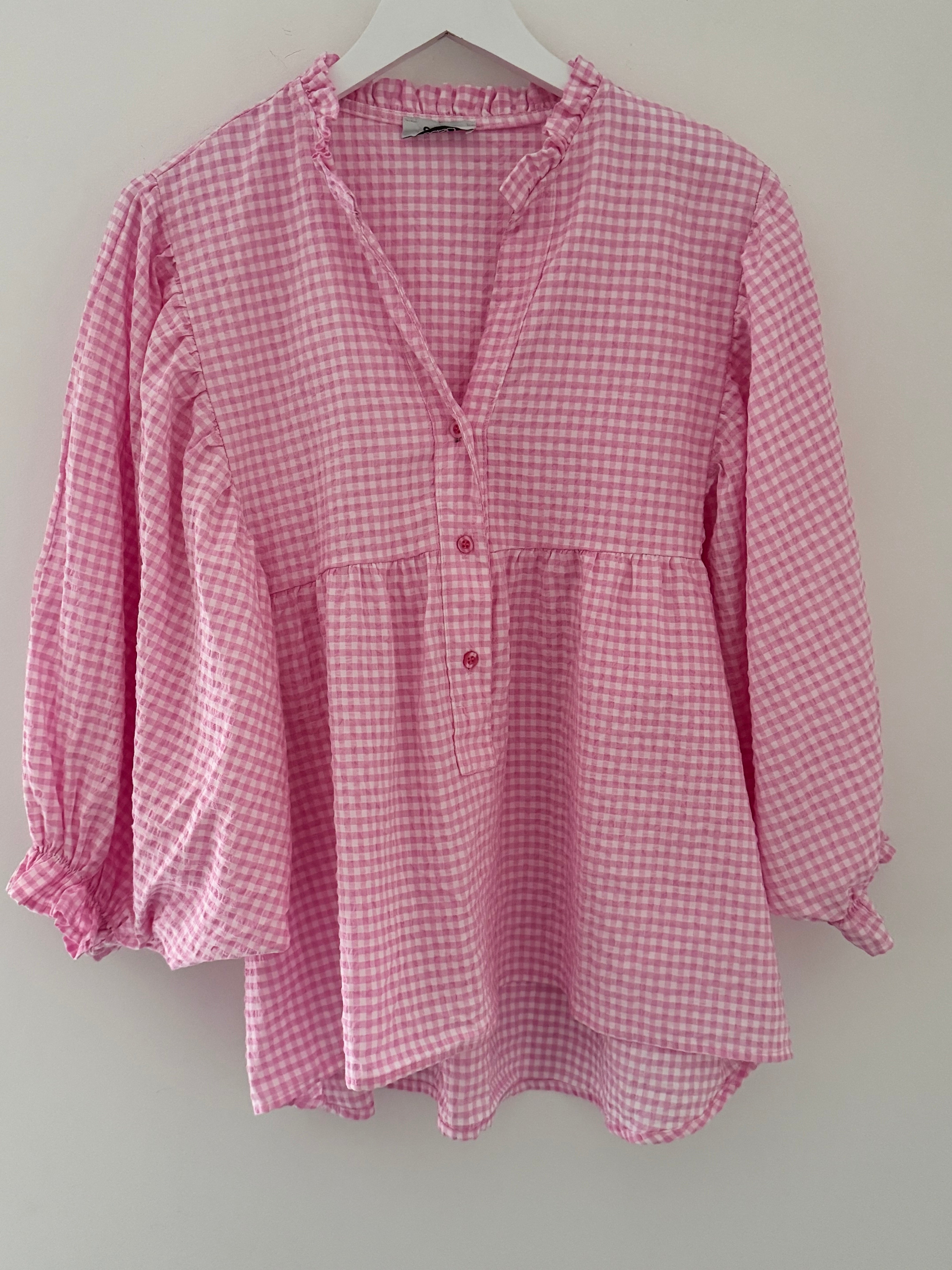 Gingham Seersucker Blouse in Candy Pink