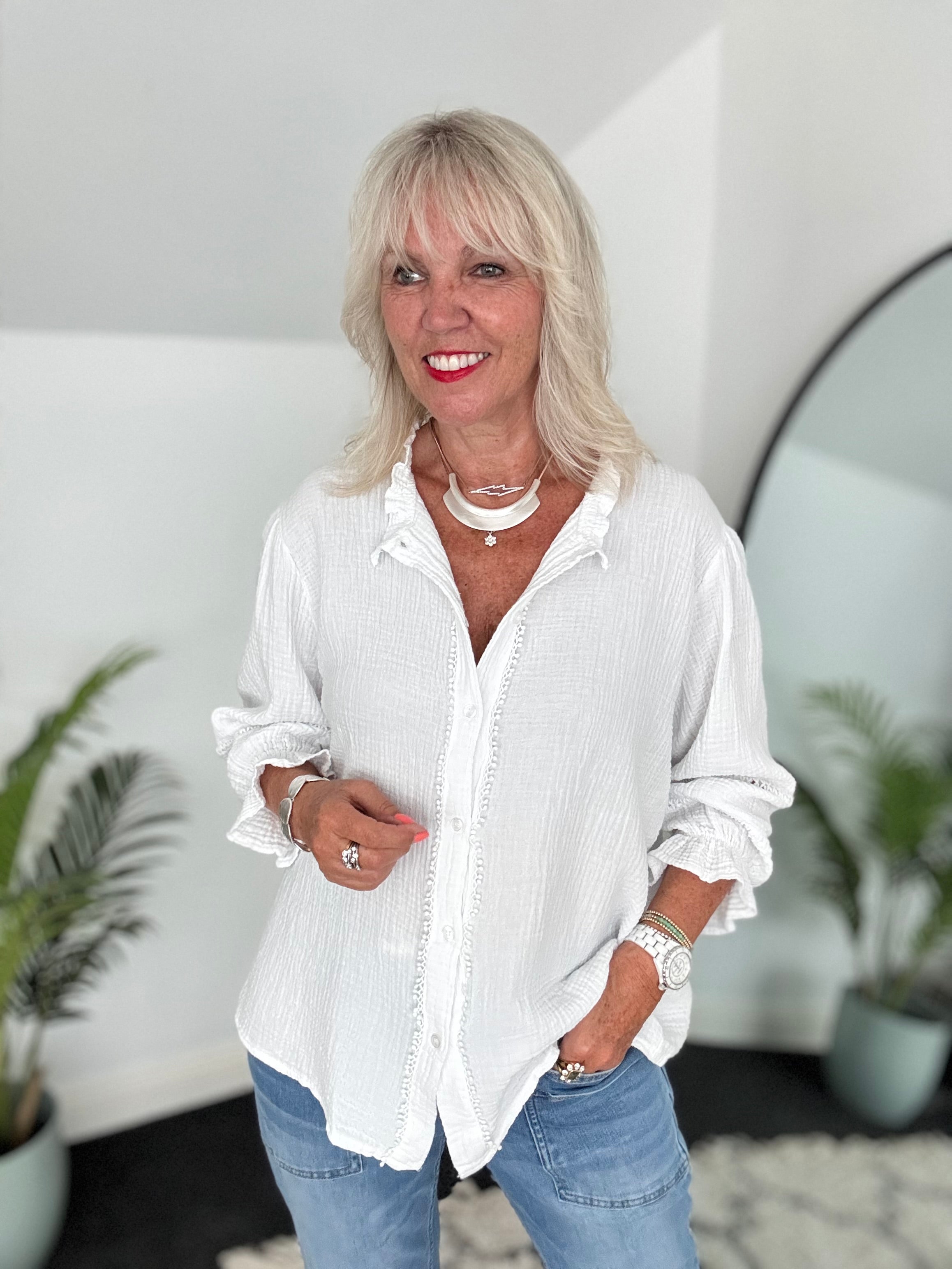 Detailed Cheesecloth Shirt in White