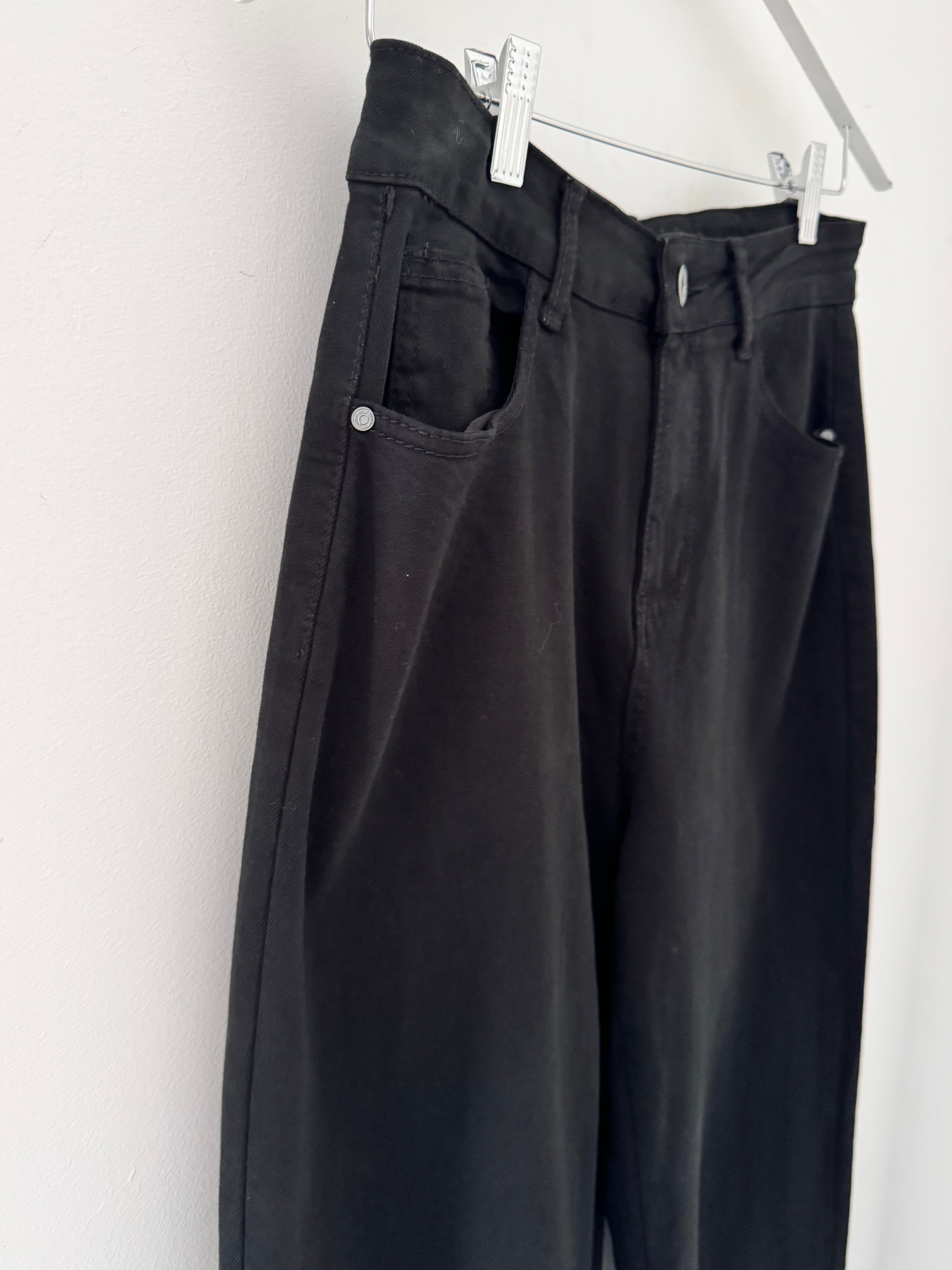 Stretch Boyfriend Jeans in Black