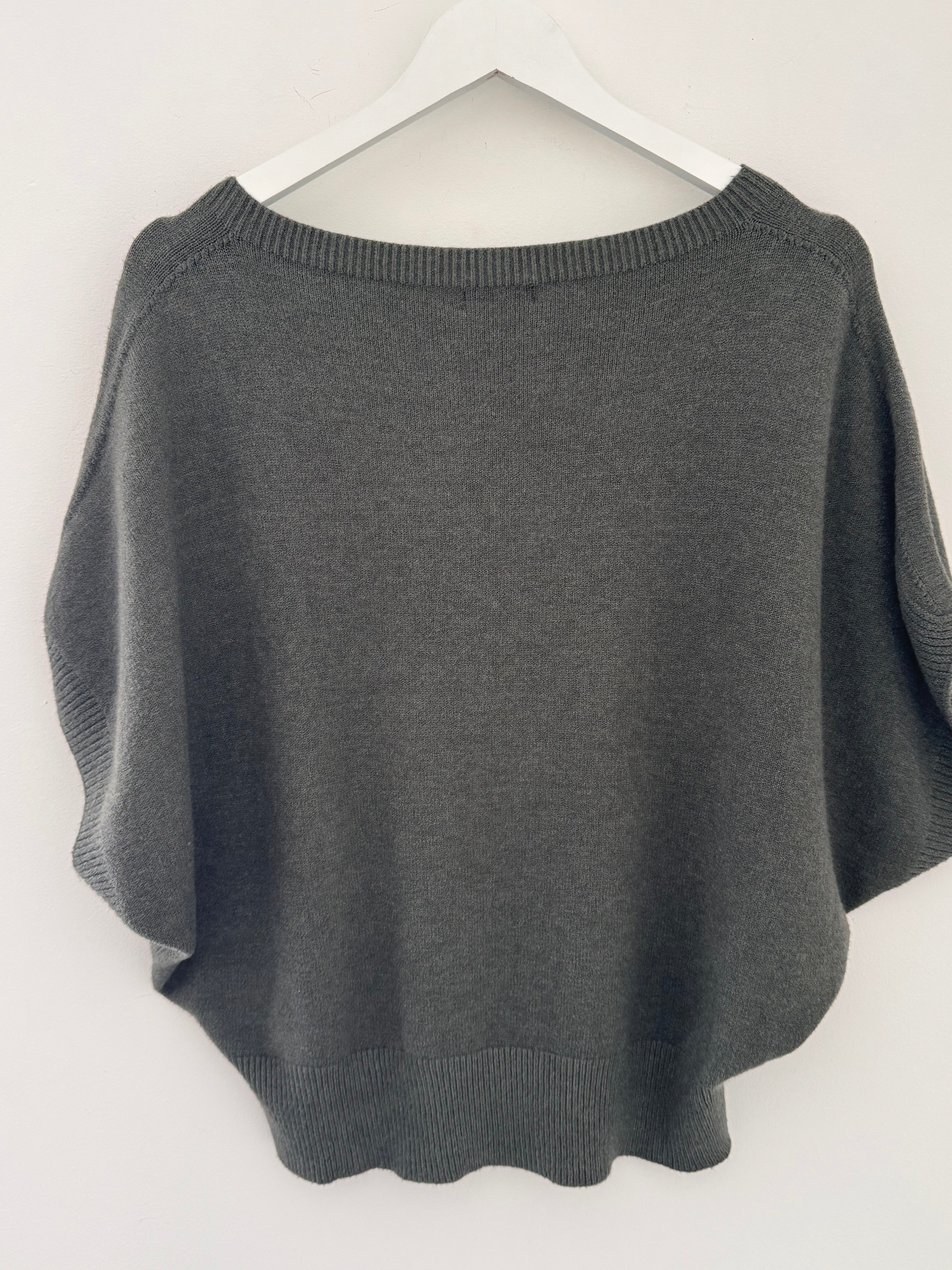 Soft Star Jumper in Khaki