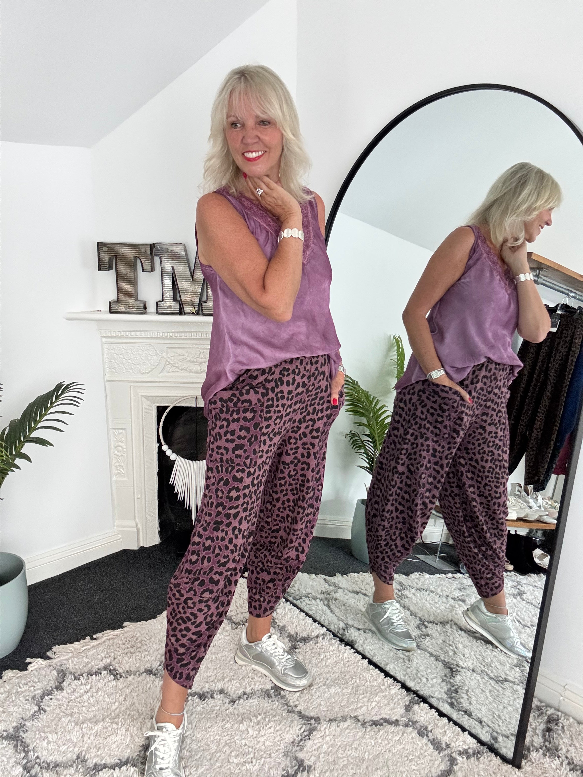 Barrel Stretch Trousers in Plum Leopard