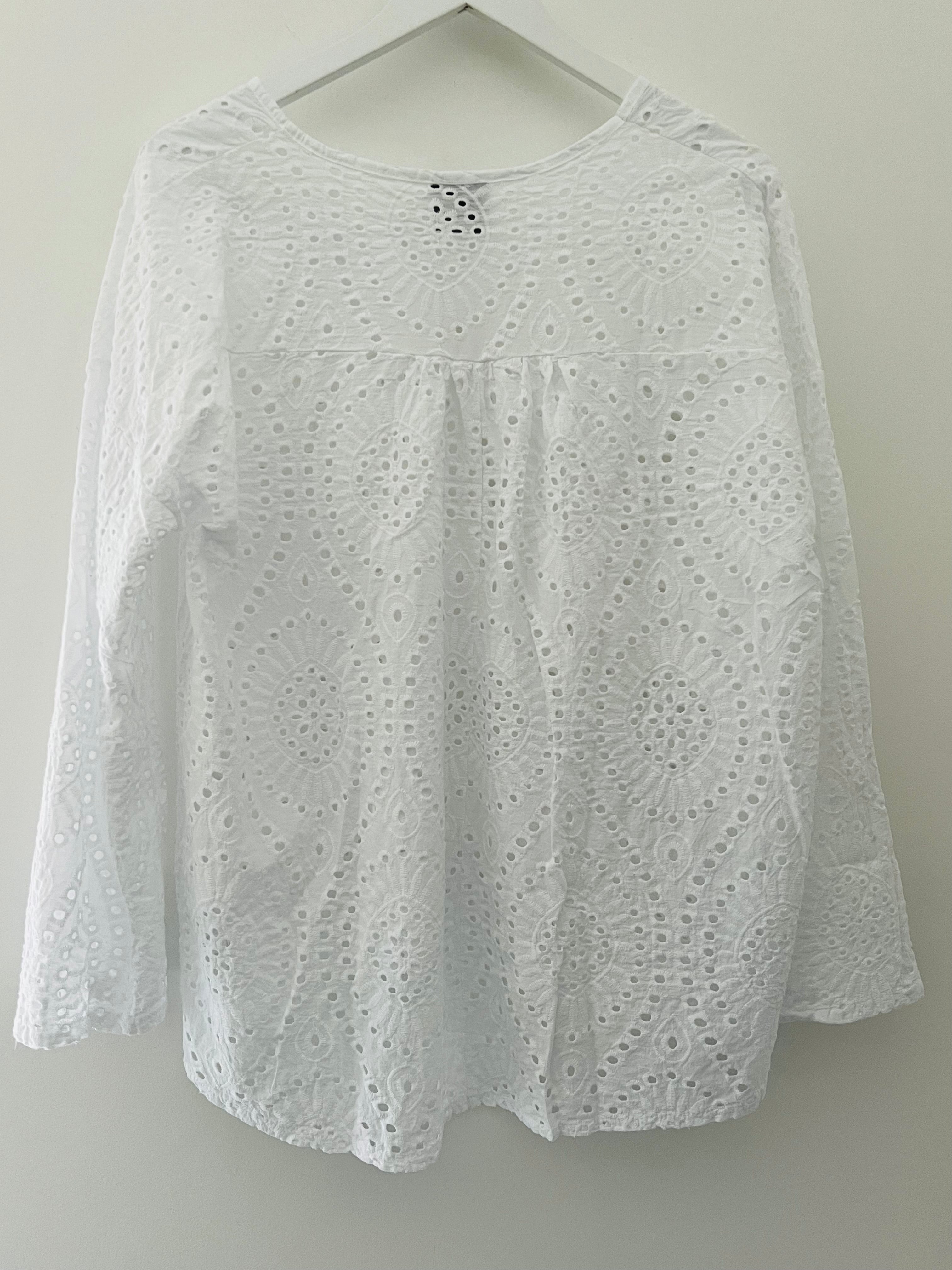 Broderie Anglais Blouse in White