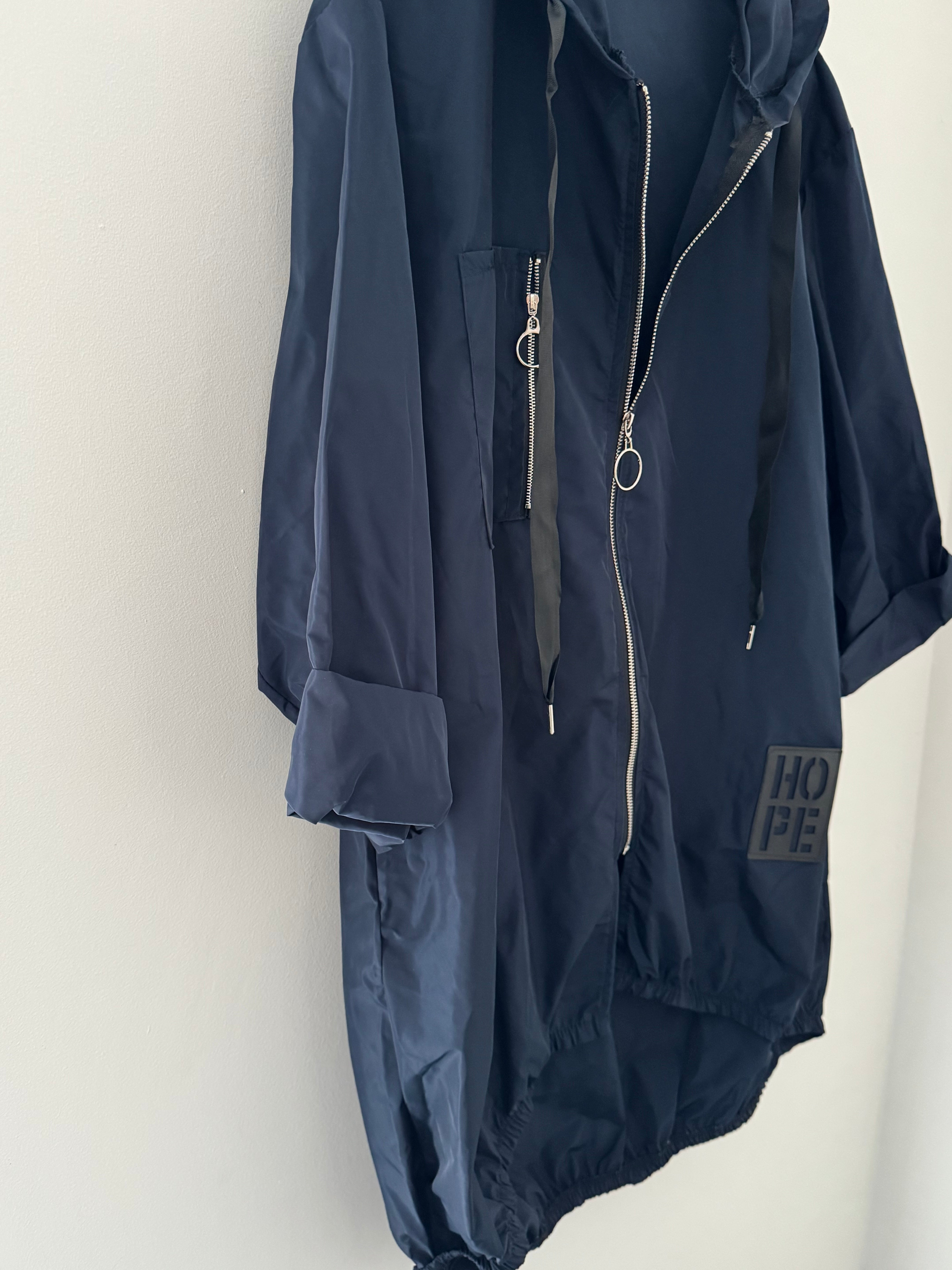 Hooded Zipped Parka in Navy