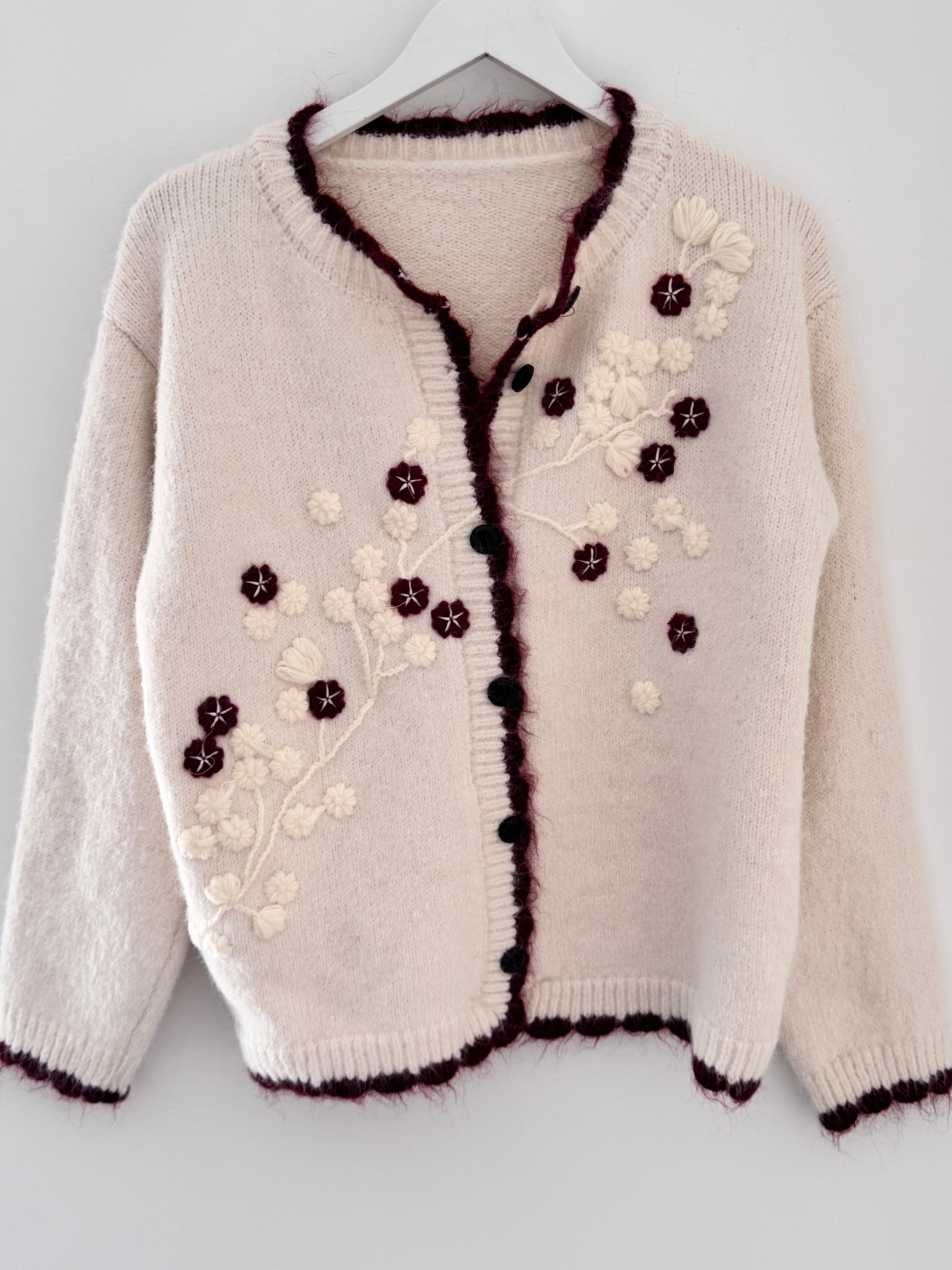 Soft Cardi with Embroidered Flowers in Vanilla & Berry