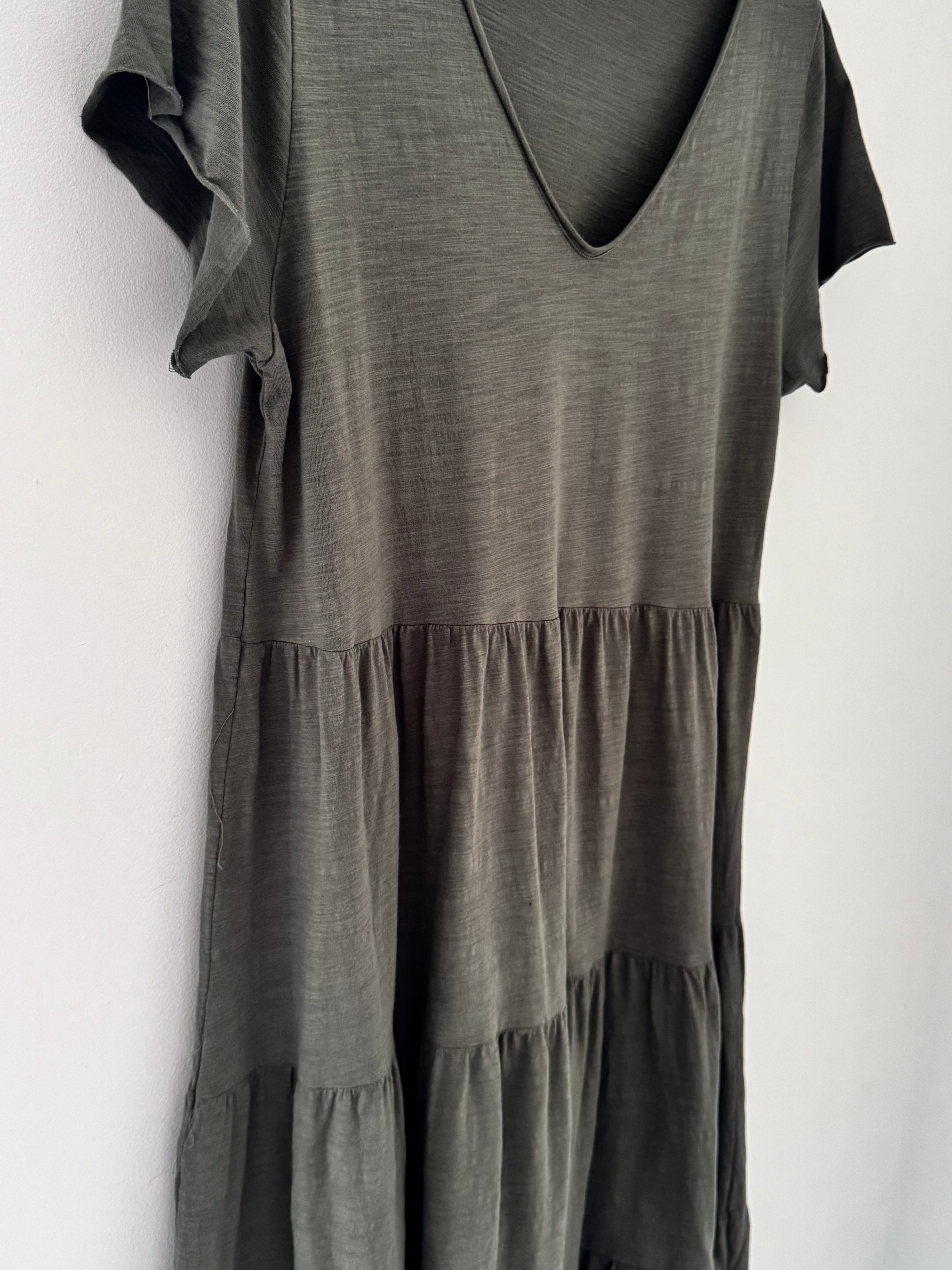 Tiered Cotton Stretch Dress in Khaki