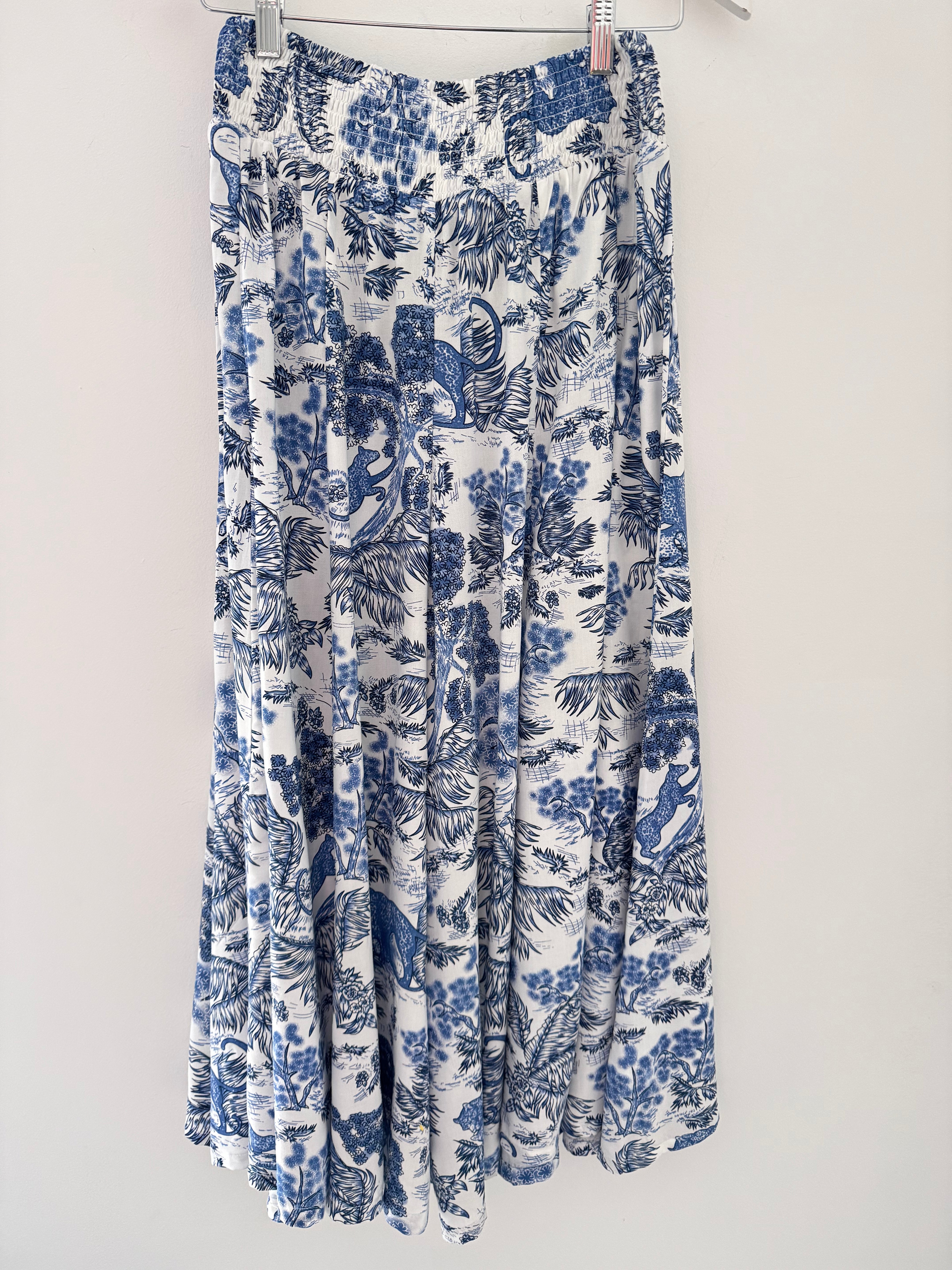 Wide Leg Trousers in Blue Jungle Print